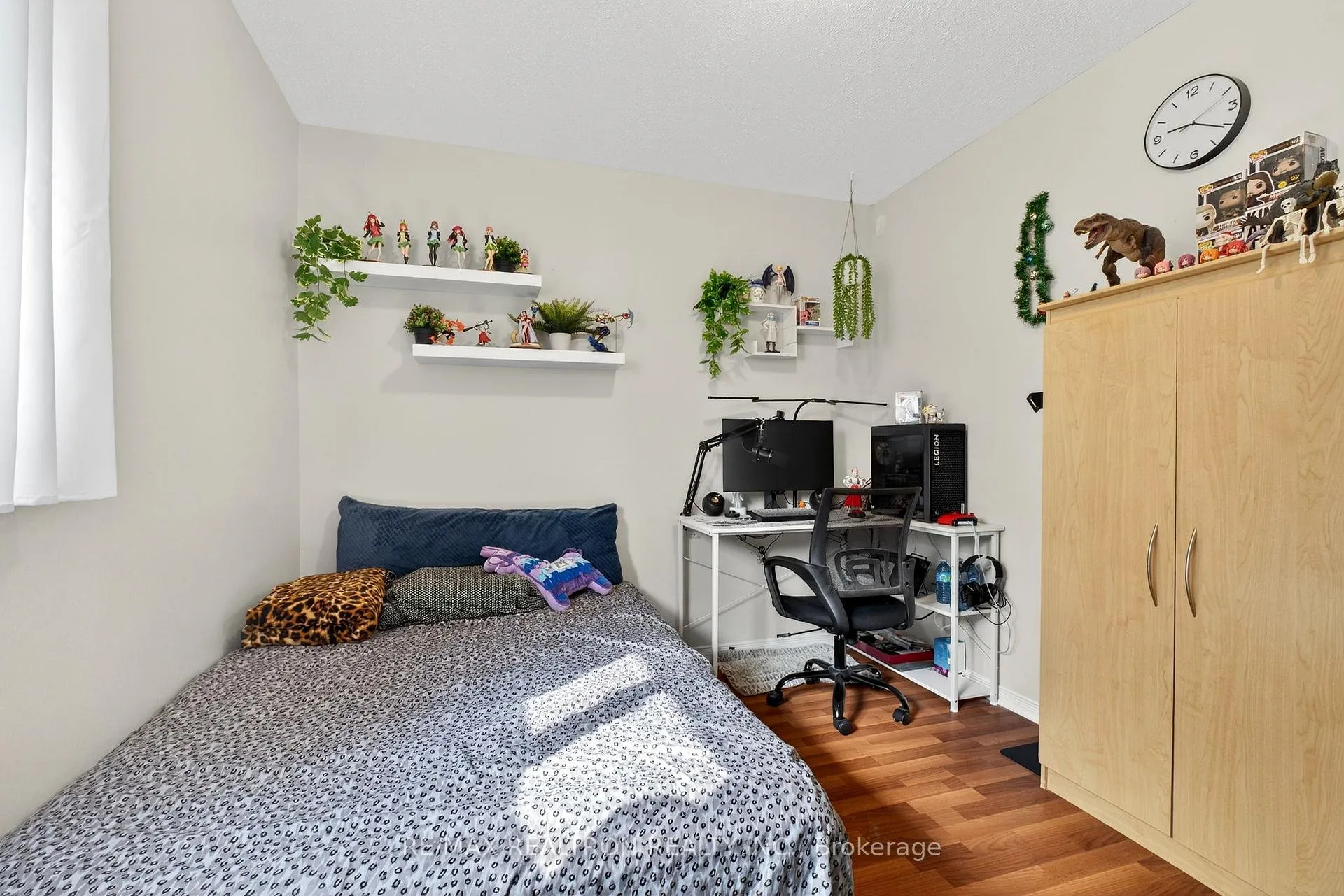 Photo 20 of 301 Lupin Drive, Whitby, Downtown Whitby — HOMEH