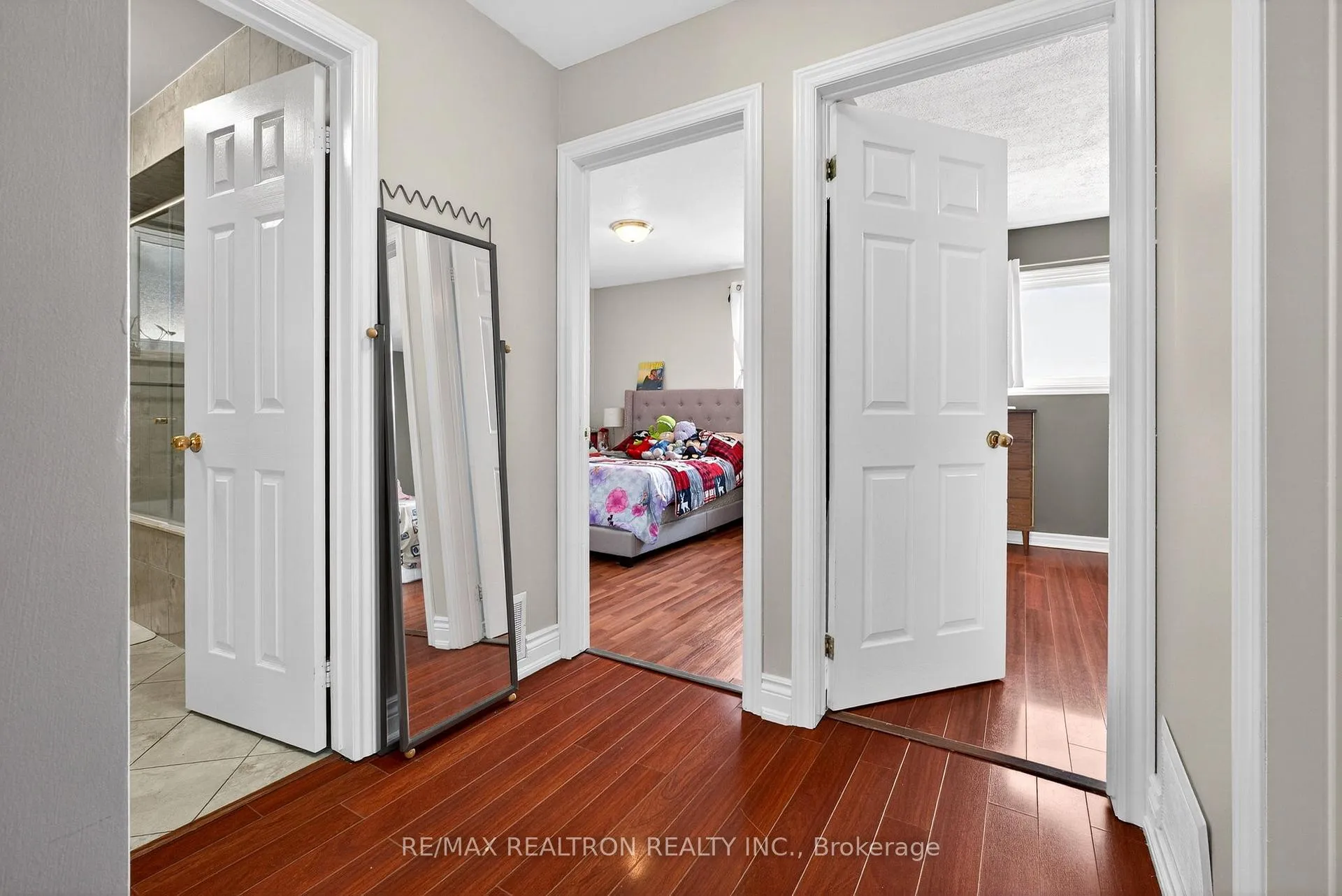 Photo 22 of 301 Lupin Drive, Whitby, Downtown Whitby — HOMEH