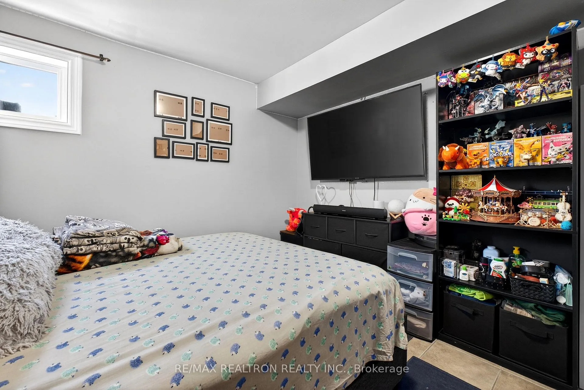 Photo 35 of 301 Lupin Drive, Whitby, Downtown Whitby — HOMEH