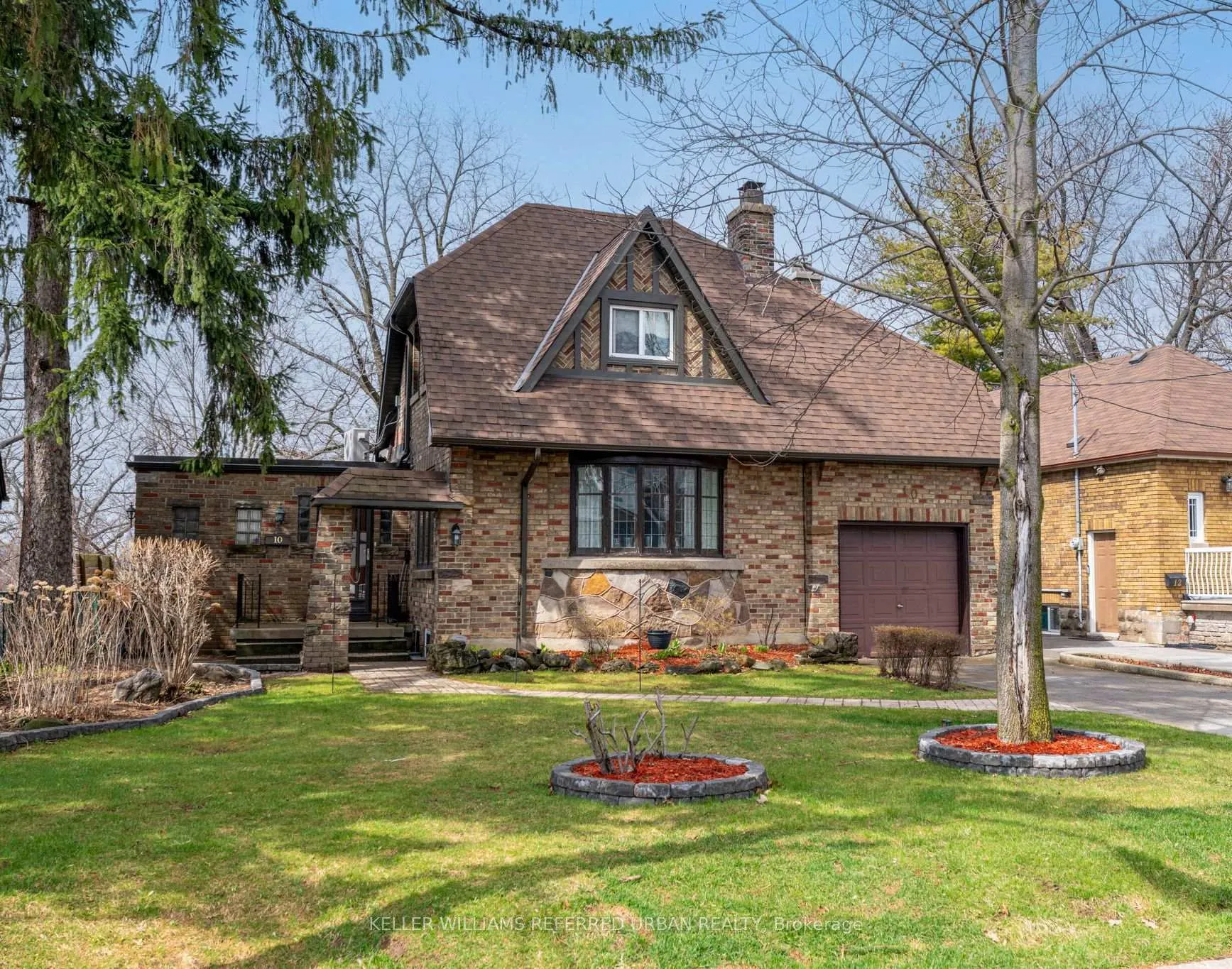 Photo 1 of 10 Landour Avenue, Toronto, Keelesdale-Eglinton West — HOMEH
