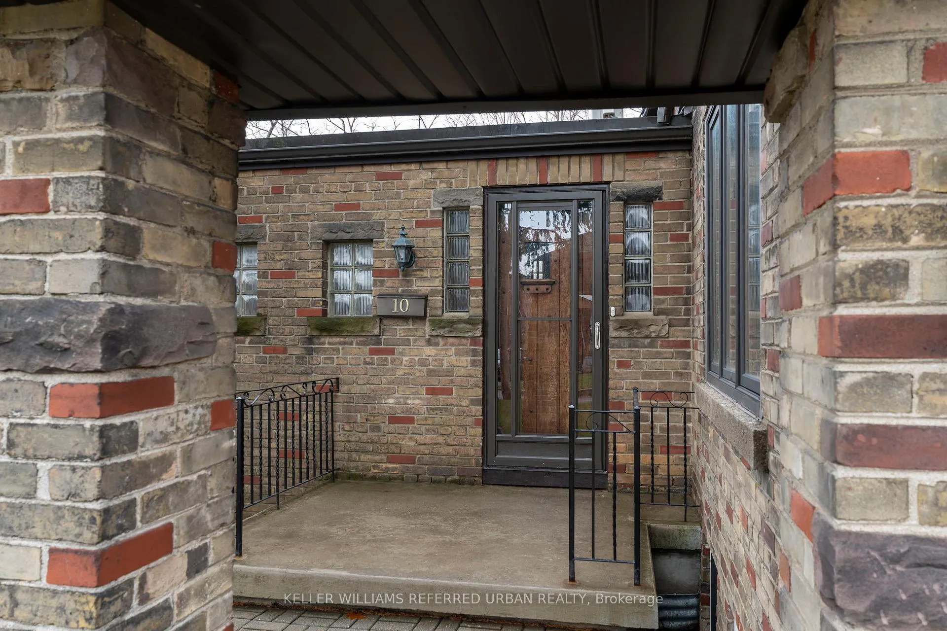 Photo 3 of 10 Landour Avenue, Toronto, Keelesdale-Eglinton West — HOMEH
