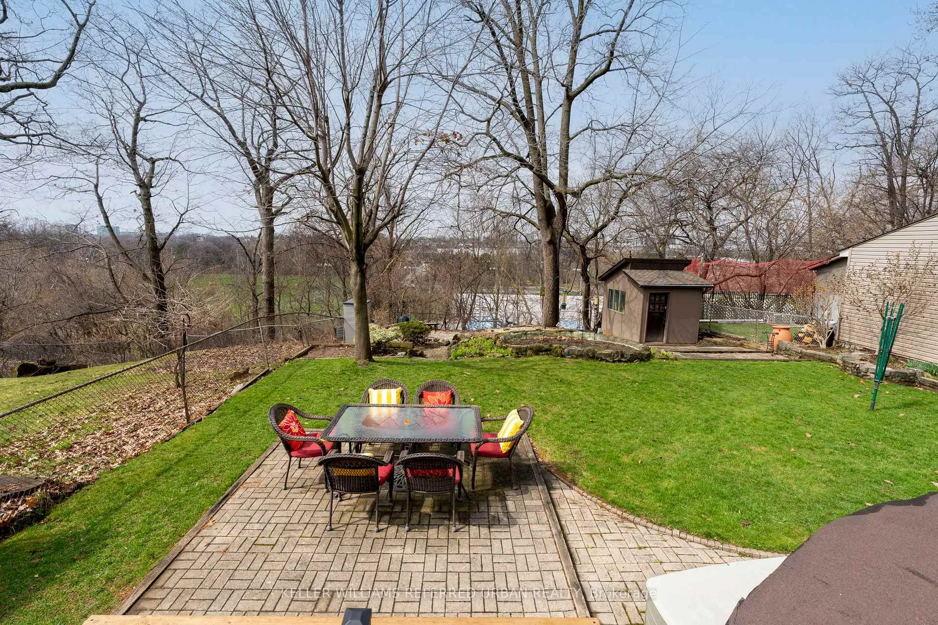 Photo 38 of 10 Landour Avenue, Toronto, Keelesdale-Eglinton West — HOMEH
