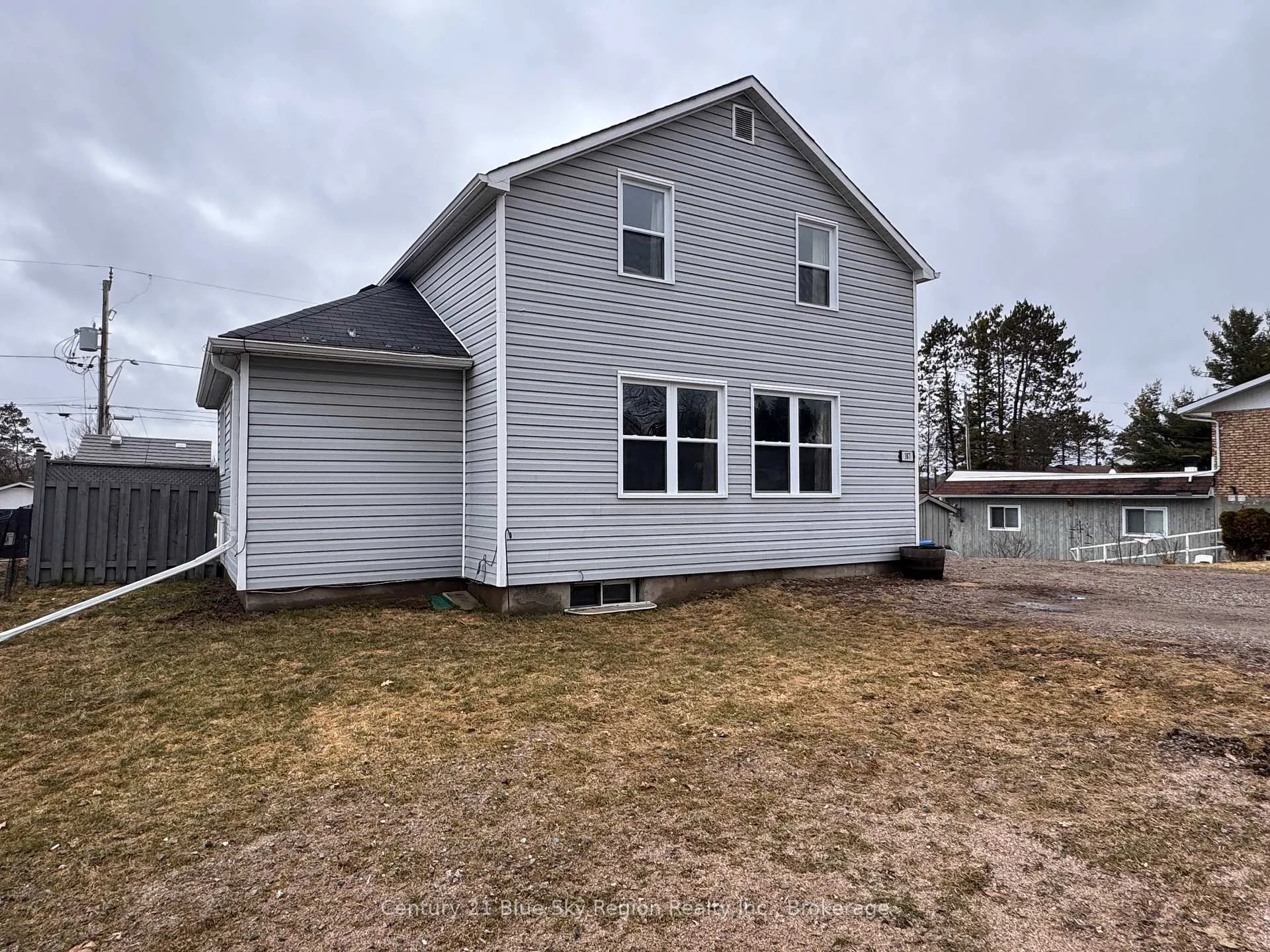 Photo 2 of 387 Main Street, Powassan — HOMEH