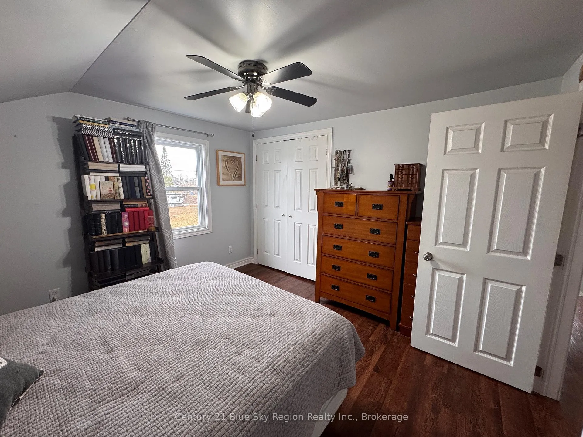 Photo 11 of 387 Main Street, Powassan — HOMEH
