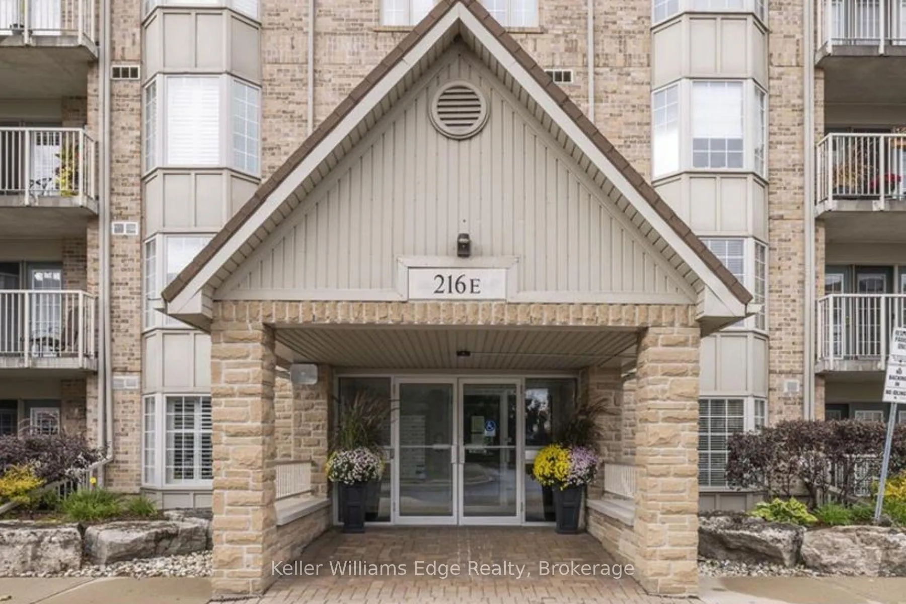 Photo 3 of Unit E404, 216 Plains Road W, Burlington, Bayview — HOMEH