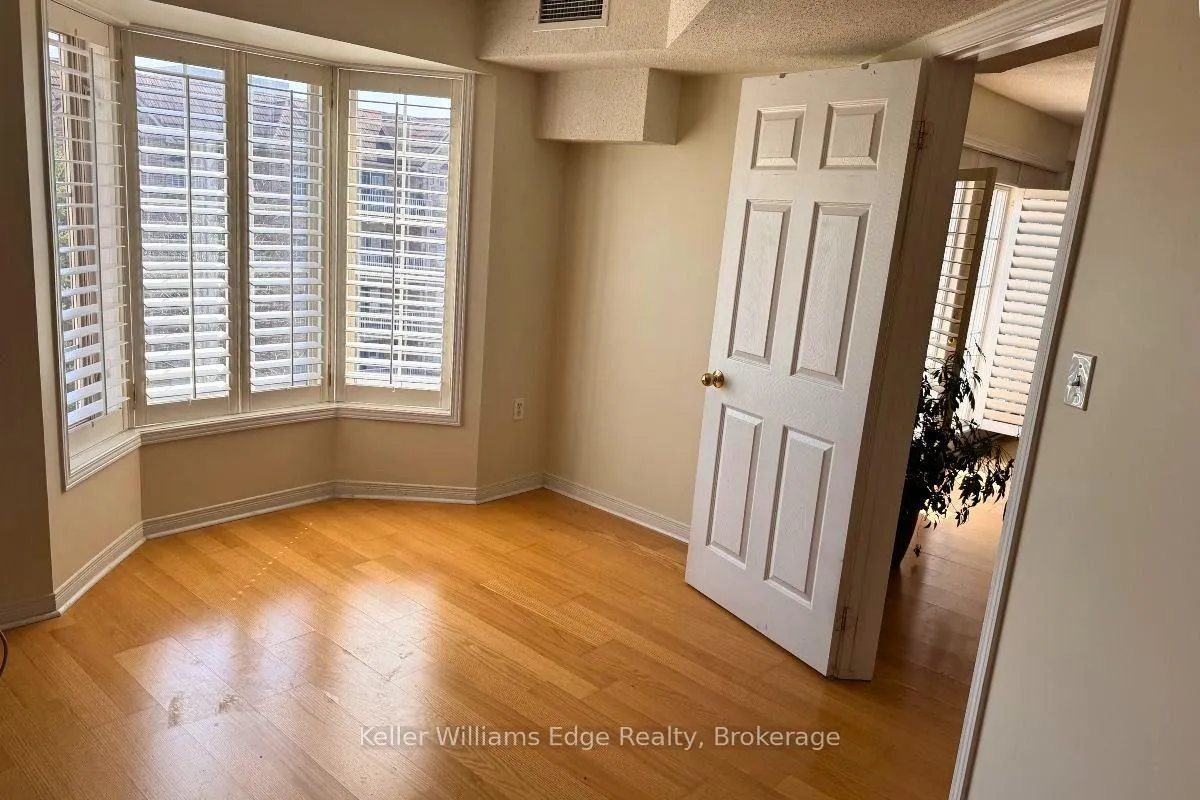 Photo 15 of Unit E404, 216 Plains Road W, Burlington, Bayview — HOMEH
