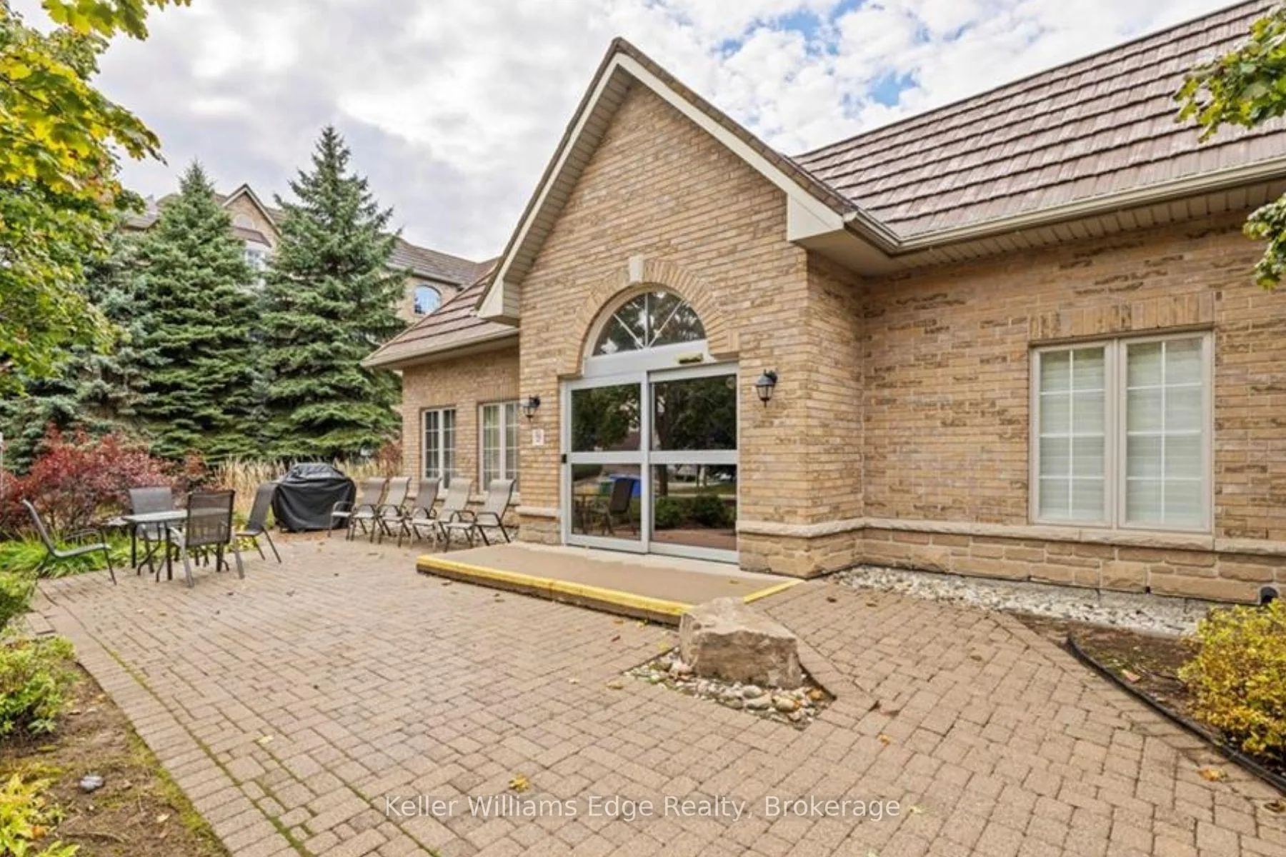 Photo 20 of Unit E404, 216 Plains Road W, Burlington, Bayview — HOMEH