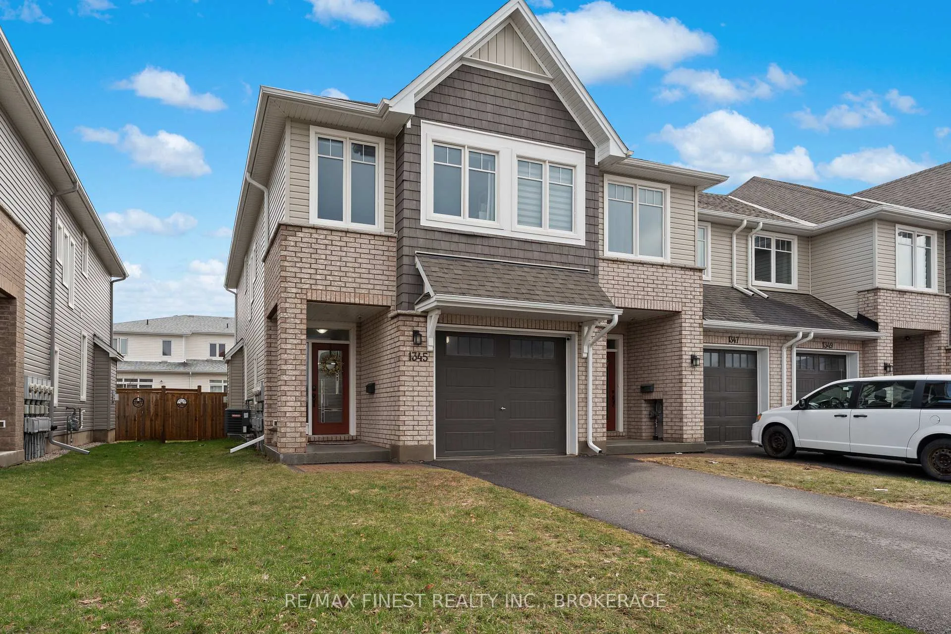 Photo 2 of 1345 Tremont Drive, Kingston, City Northwest — HOMEH