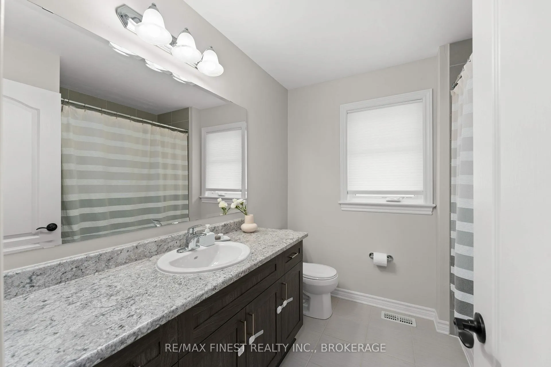 Photo 33 of 1345 Tremont Drive, Kingston, City Northwest — HOMEH