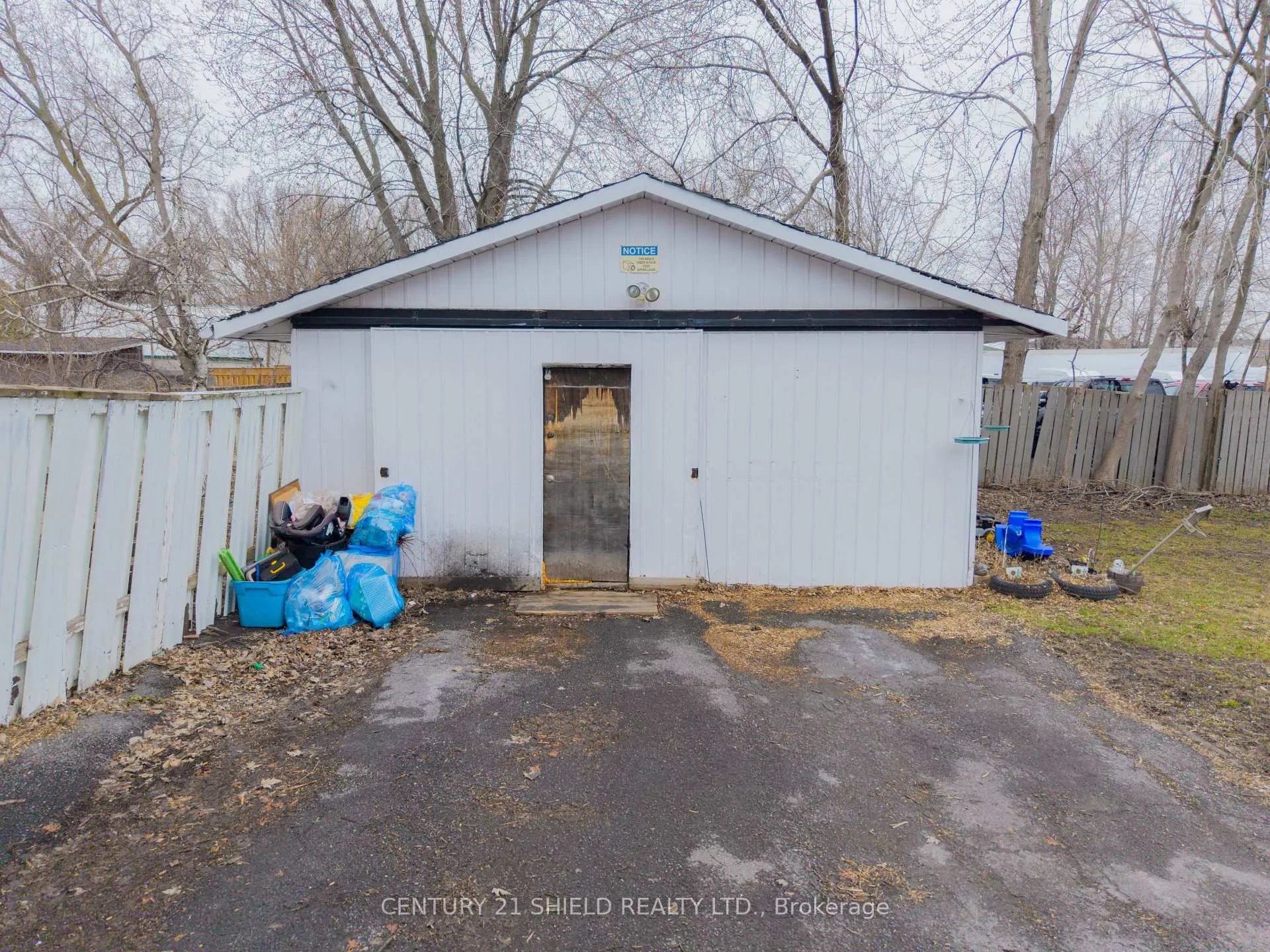 Photo 4 of 25 Seventh Street W, Cornwall — HOMEH