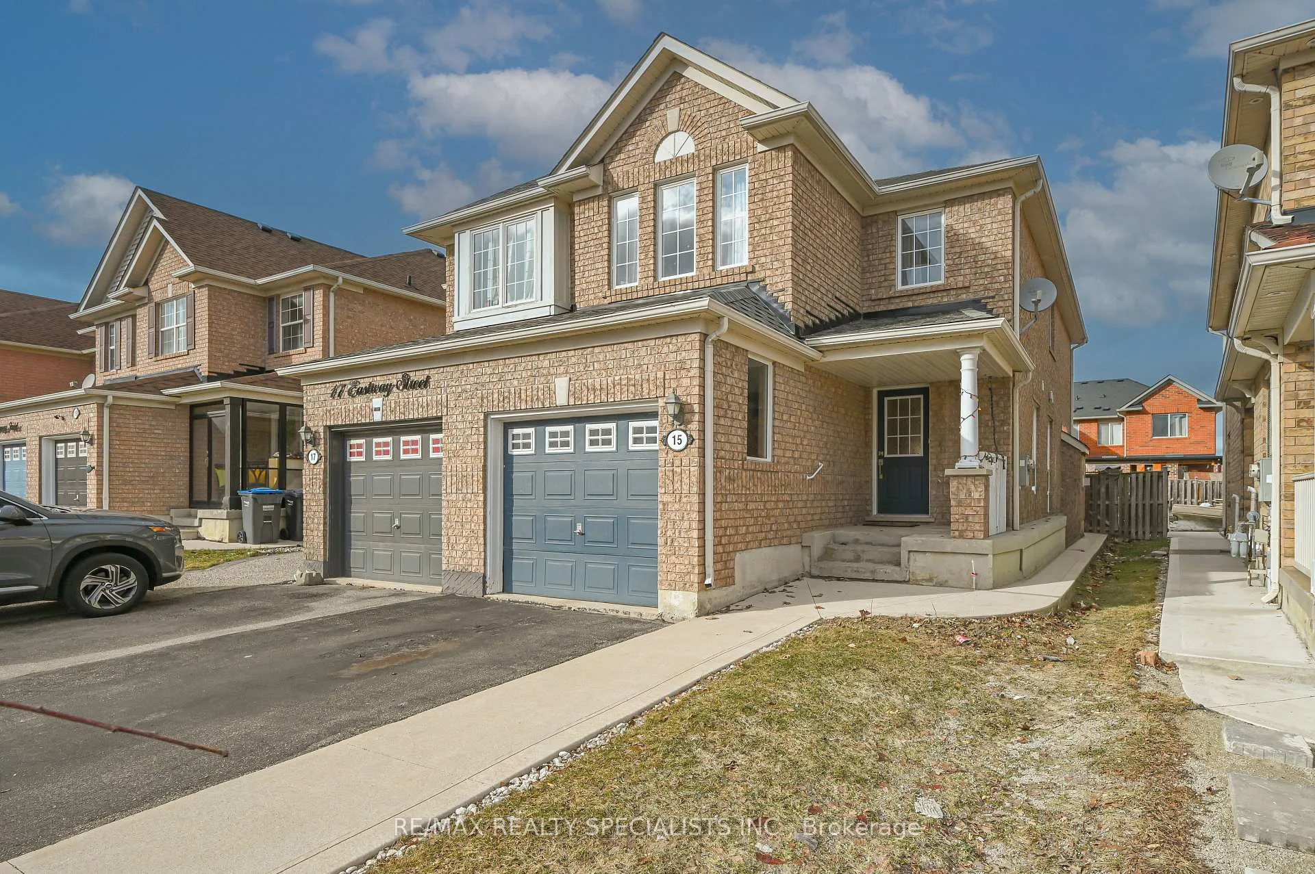 Photo 3 of 15 Eastway Street, Brampton, Gore Industrial North — HOMEH