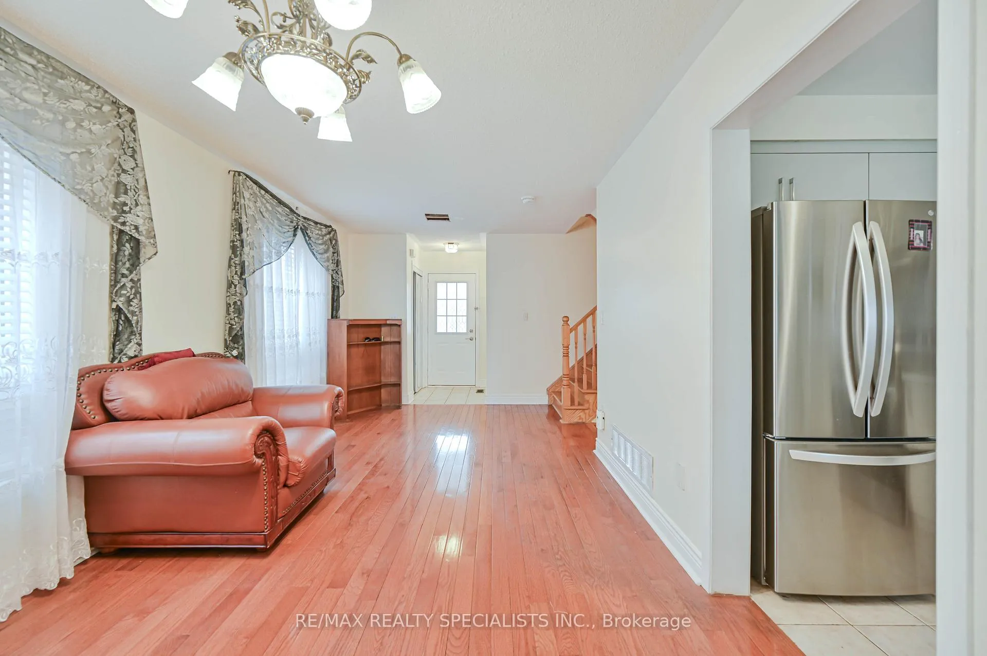 Photo 11 of 15 Eastway Street, Brampton, Gore Industrial North — HOMEH