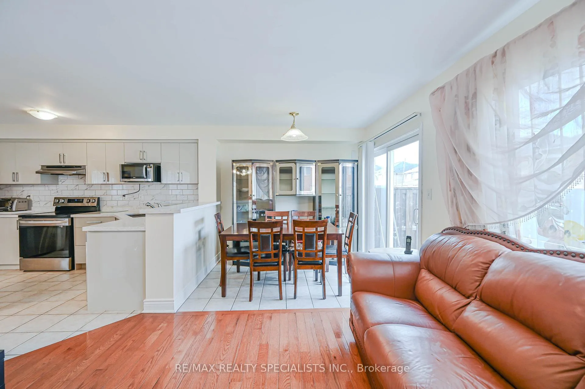 Photo 21 of 15 Eastway Street, Brampton, Gore Industrial North — HOMEH