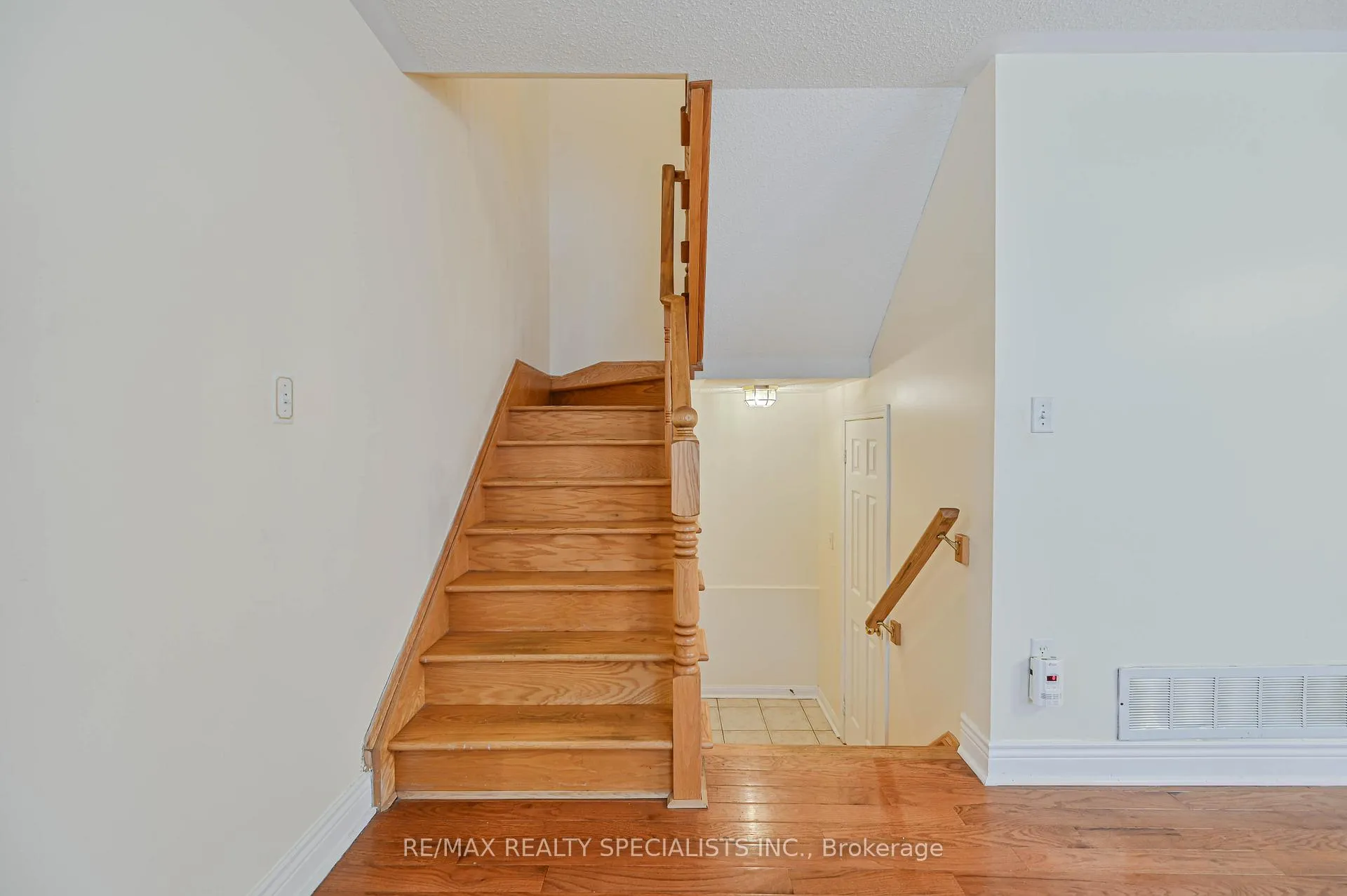 Photo 27 of 15 Eastway Street, Brampton, Gore Industrial North — HOMEH