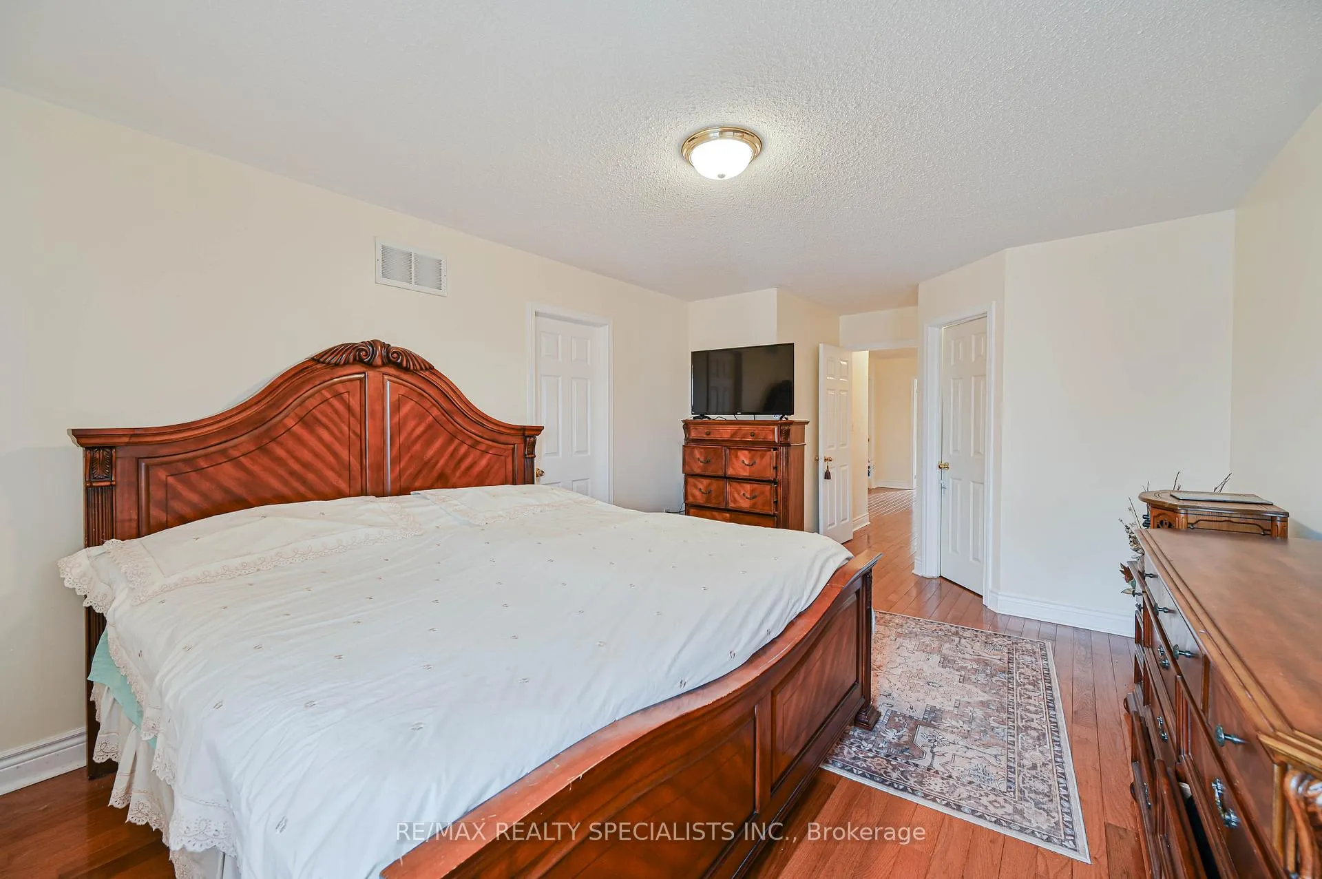 Photo 33 of 15 Eastway Street, Brampton, Gore Industrial North — HOMEH