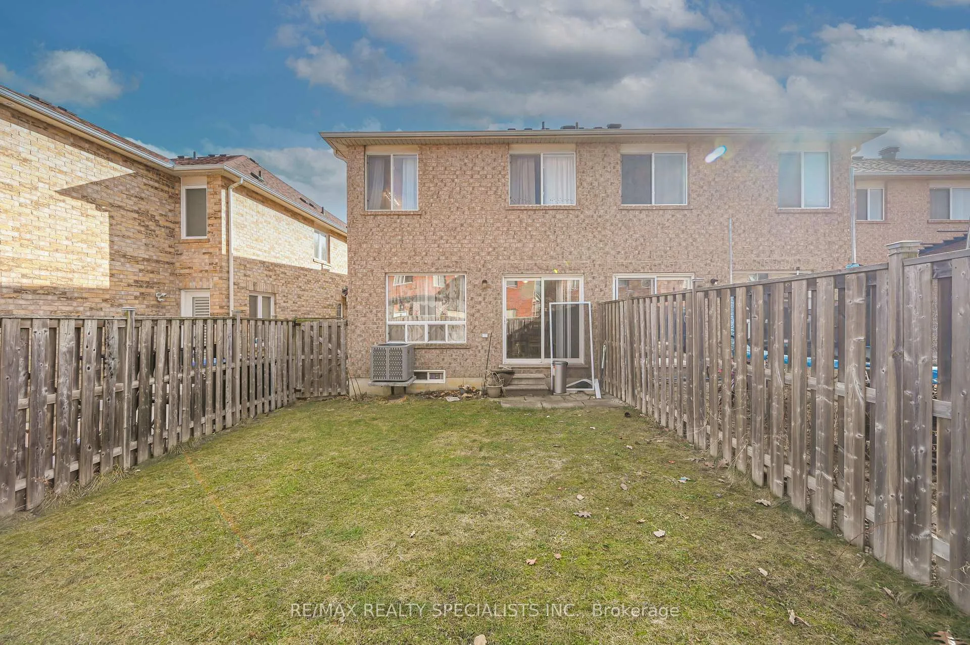 Photo 46 of 15 Eastway Street, Brampton, Gore Industrial North — HOMEH