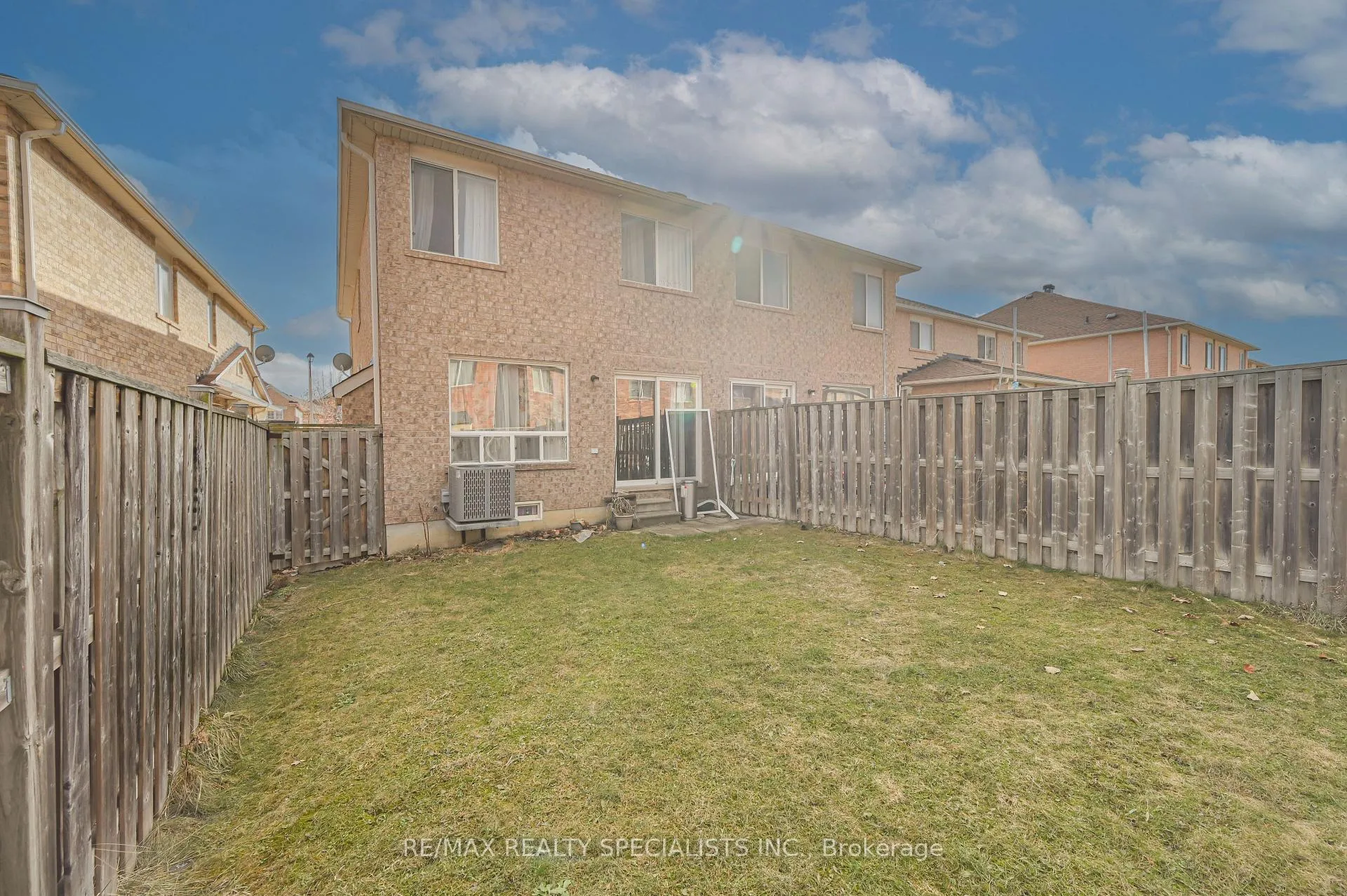 Photo 47 of 15 Eastway Street, Brampton, Gore Industrial North — HOMEH