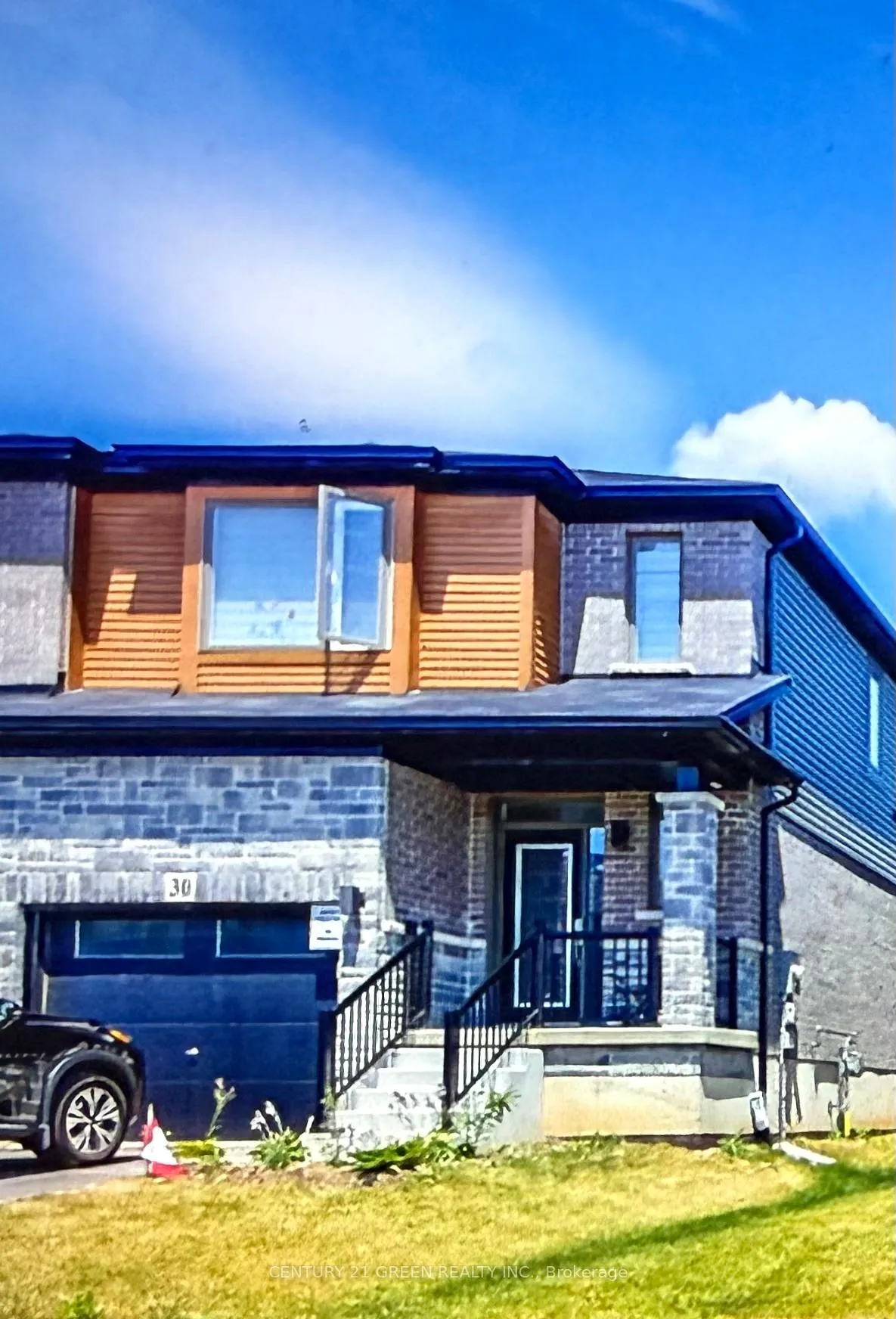 Photo 1 of 30 Baker Lane, Brant, Paris — HOMEH