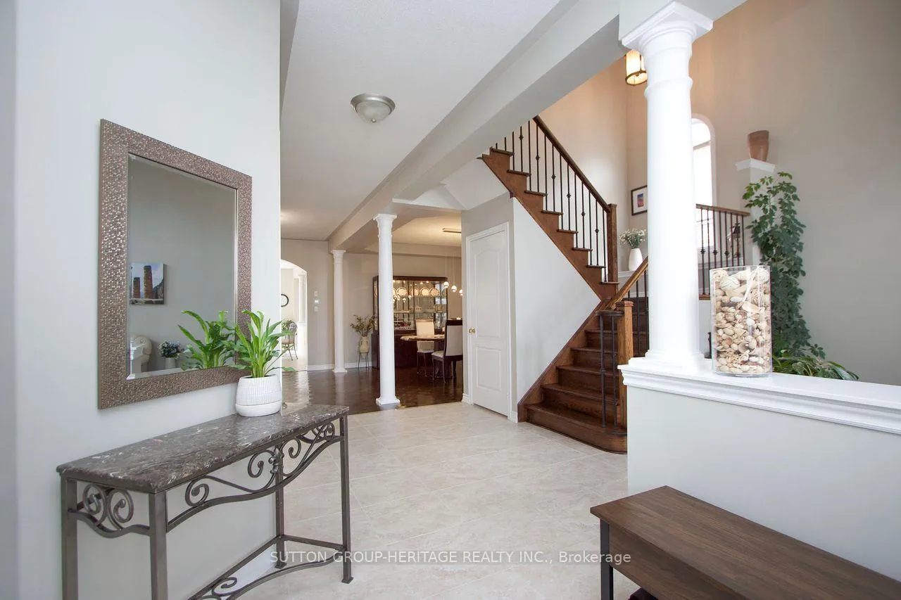 Photo 4 of 62 Abbyview Drive, Whitby, Williamsburg — HOMEH