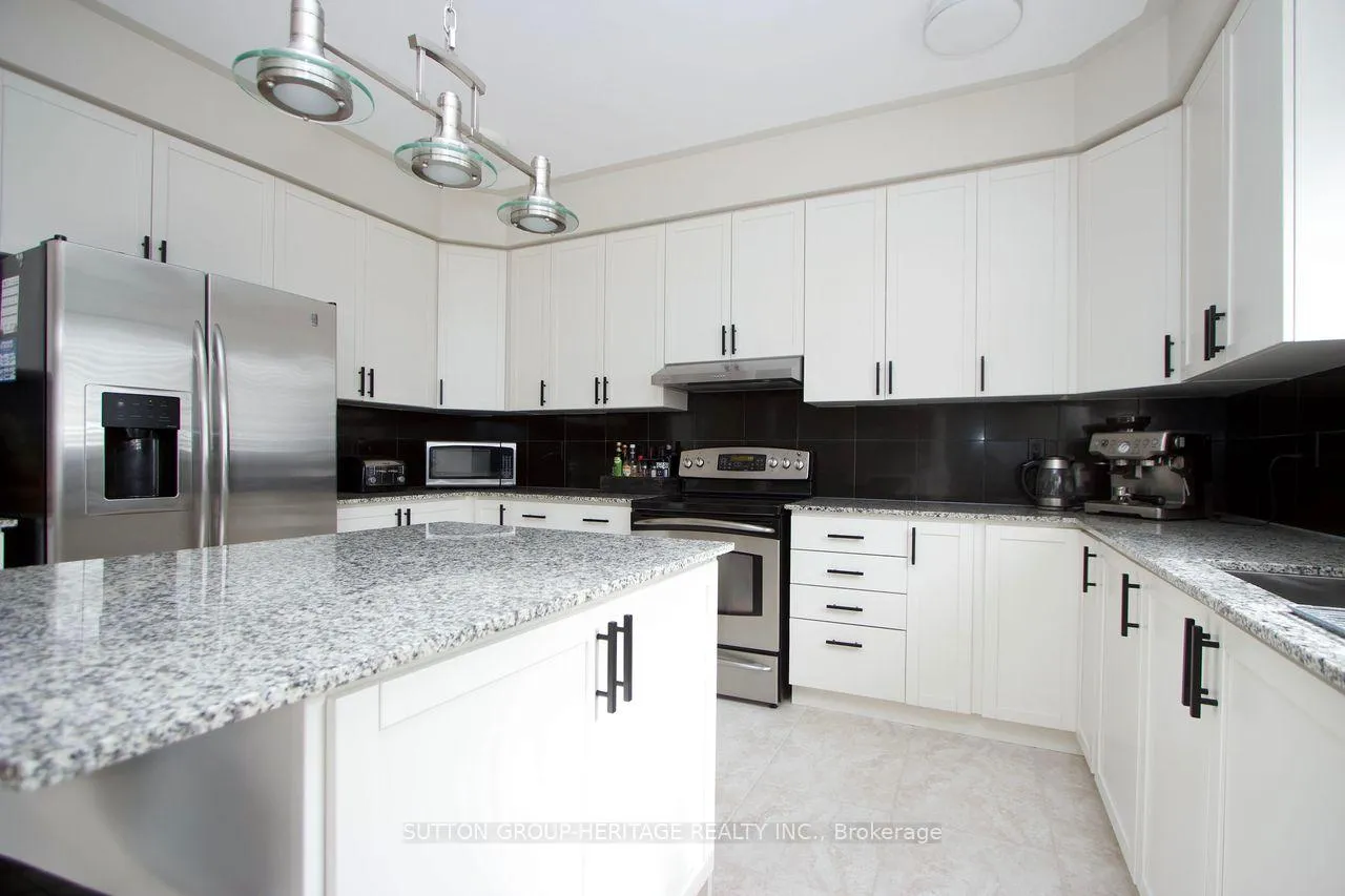 Photo 13 of 62 Abbyview Drive, Whitby, Williamsburg — HOMEH