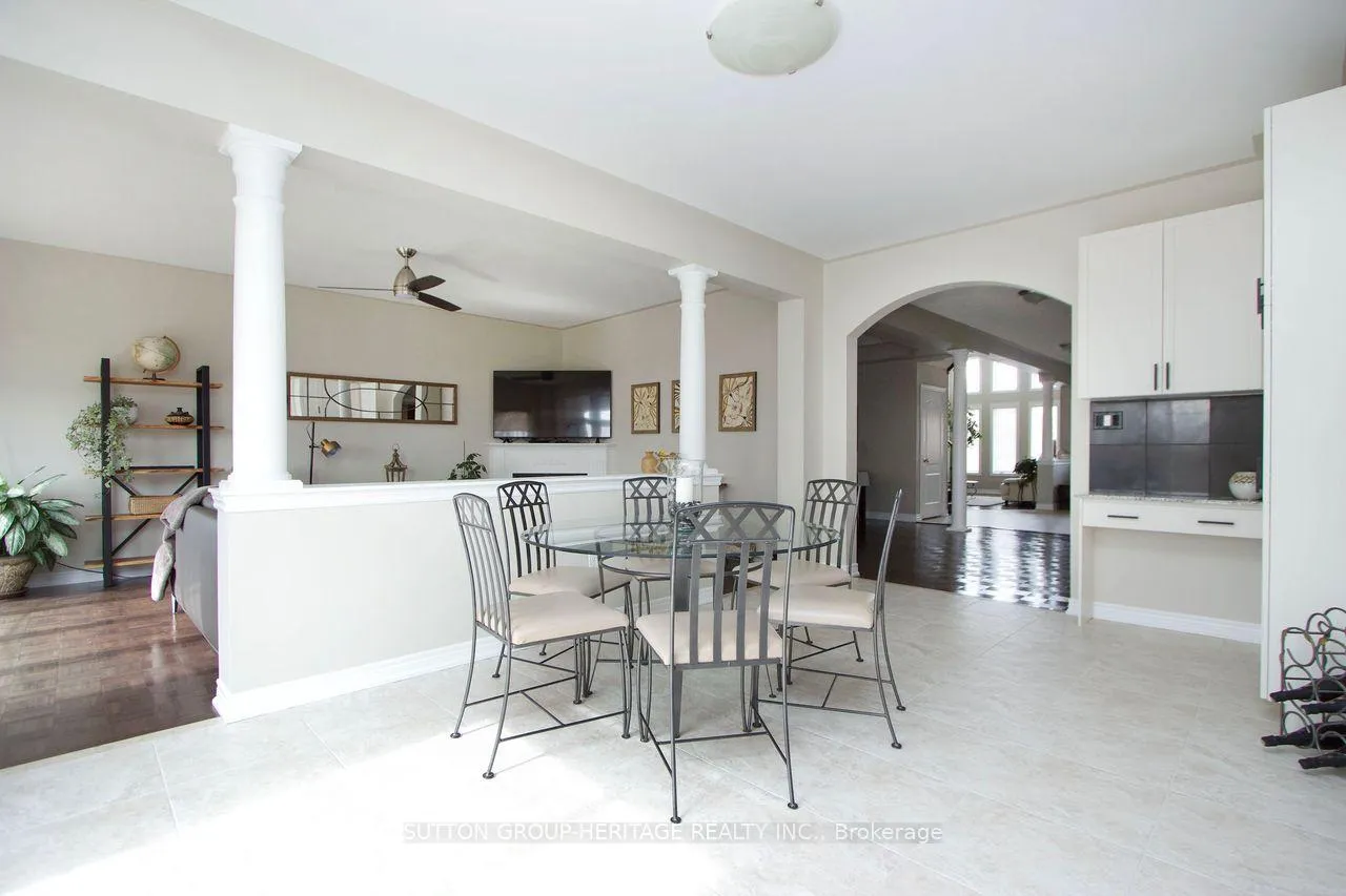 Photo 16 of 62 Abbyview Drive, Whitby, Williamsburg — HOMEH