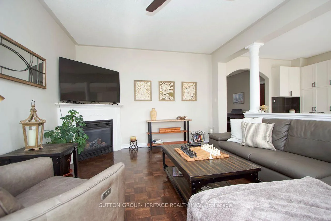 Photo 19 of 62 Abbyview Drive, Whitby, Williamsburg — HOMEH