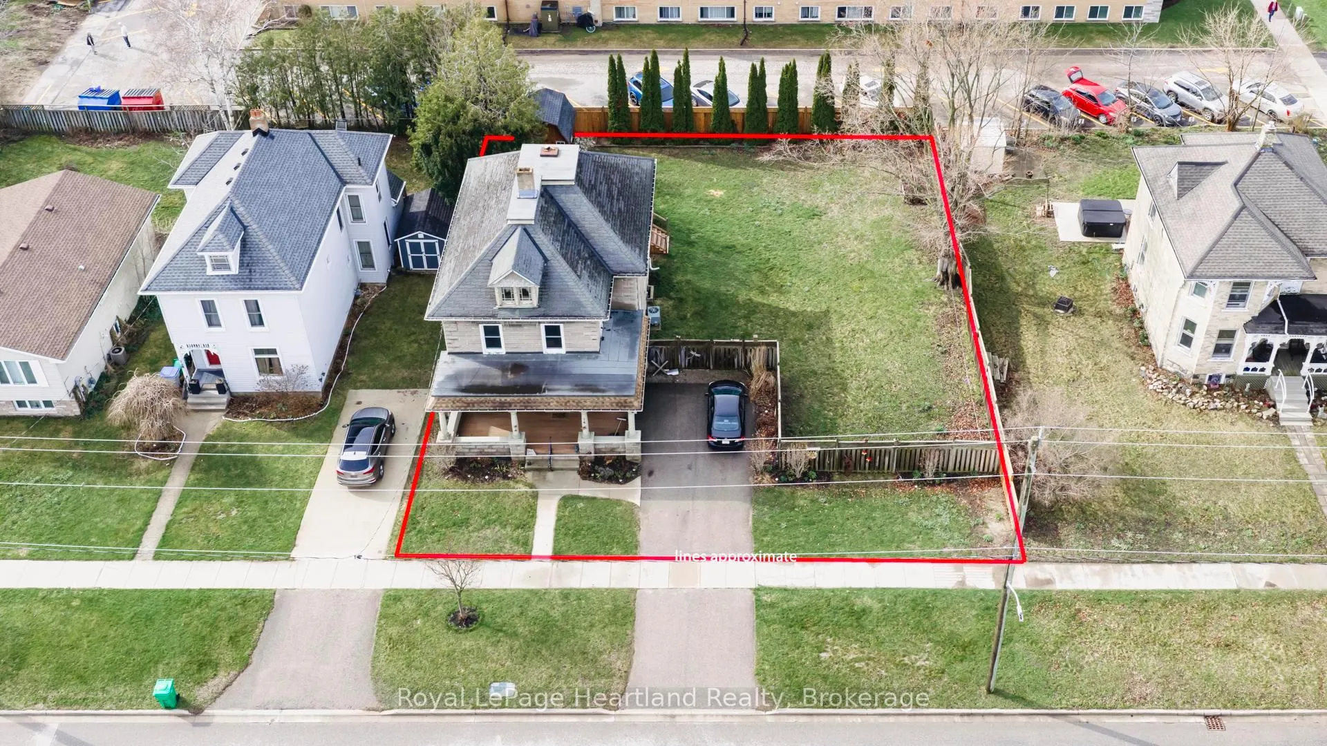 Photo 2 of 14 Elgin Avenue E, Goderich, Goderich (Town) — HOMEH