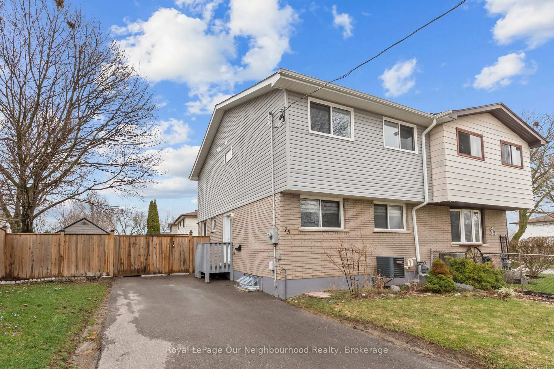 Photo 1 of 75 Little Avenue, Clarington, Bowmanville — HOMEH