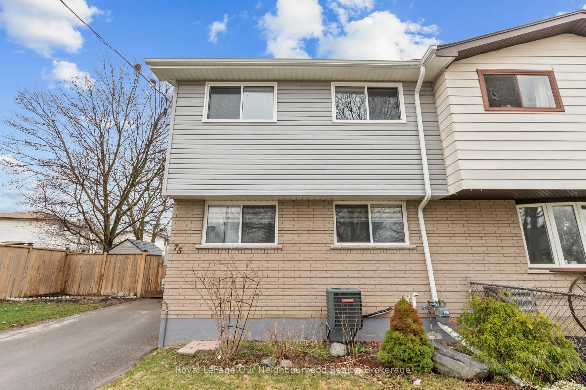 Photo 2 of 75 Little Avenue, Clarington, Bowmanville — HOMEH