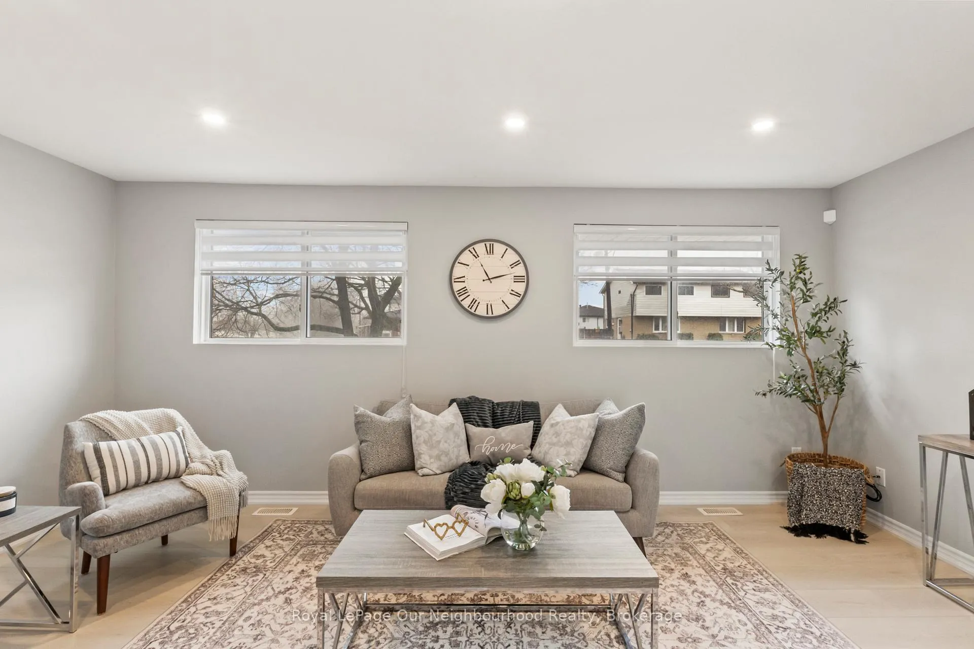 Photo 14 of 75 Little Avenue, Clarington, Bowmanville — HOMEH
