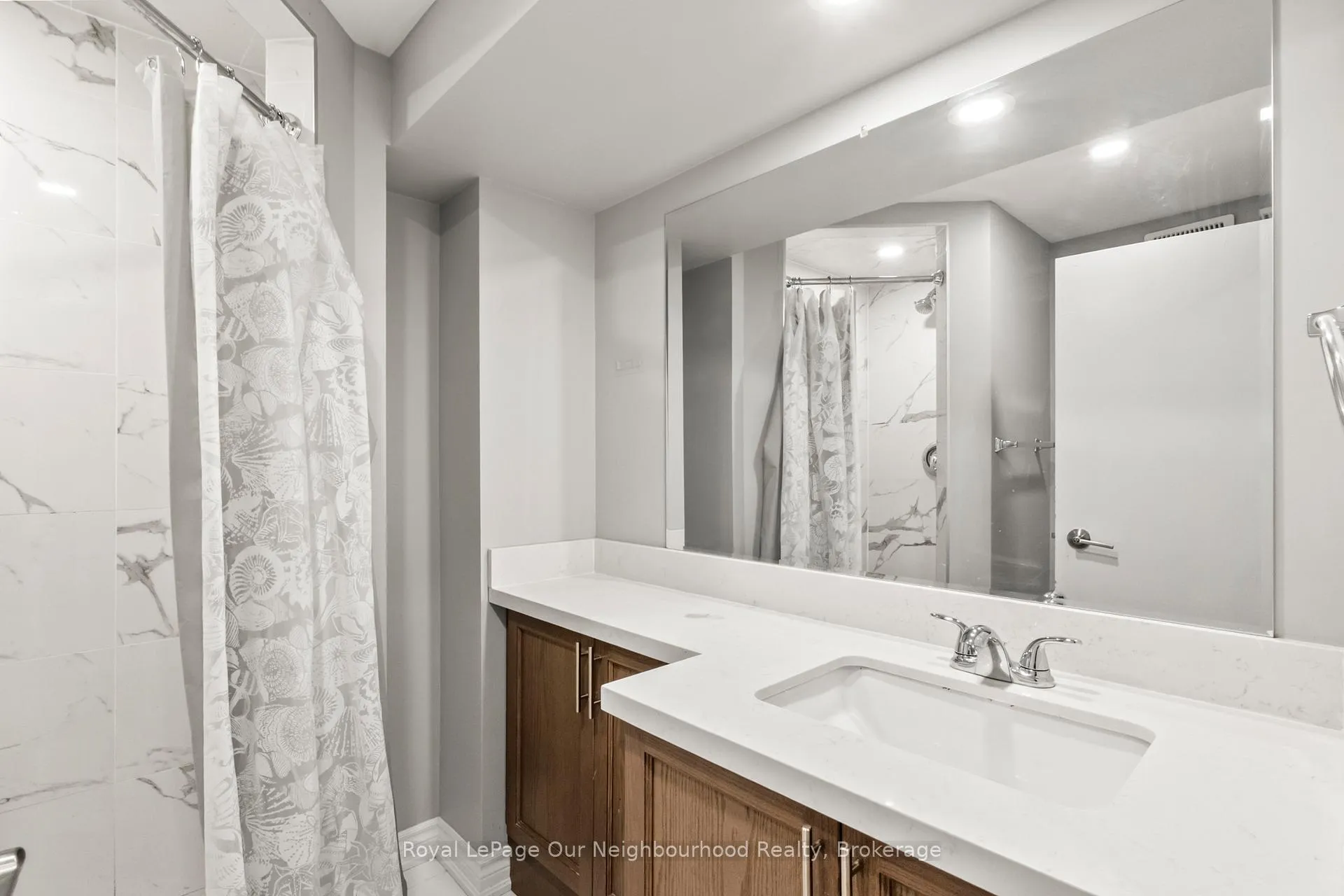 Photo 36 of 75 Little Avenue, Clarington, Bowmanville — HOMEH