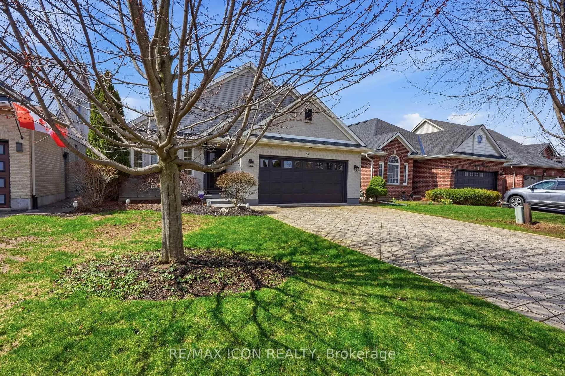 Photo 3 of 53 Augusta Crescent, St. Thomas — HOMEH