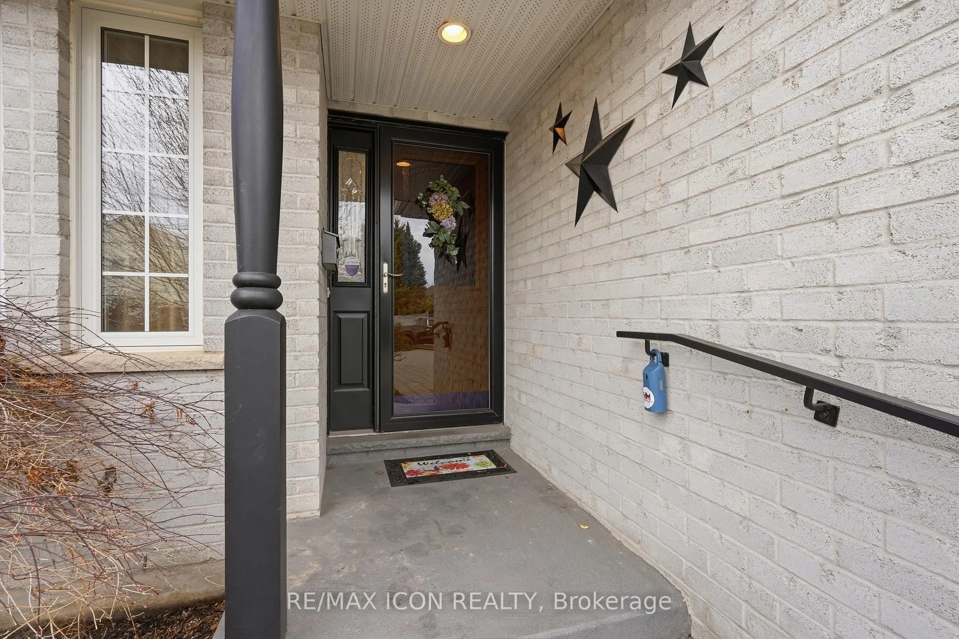 Photo 5 of 53 Augusta Crescent, St. Thomas — HOMEH