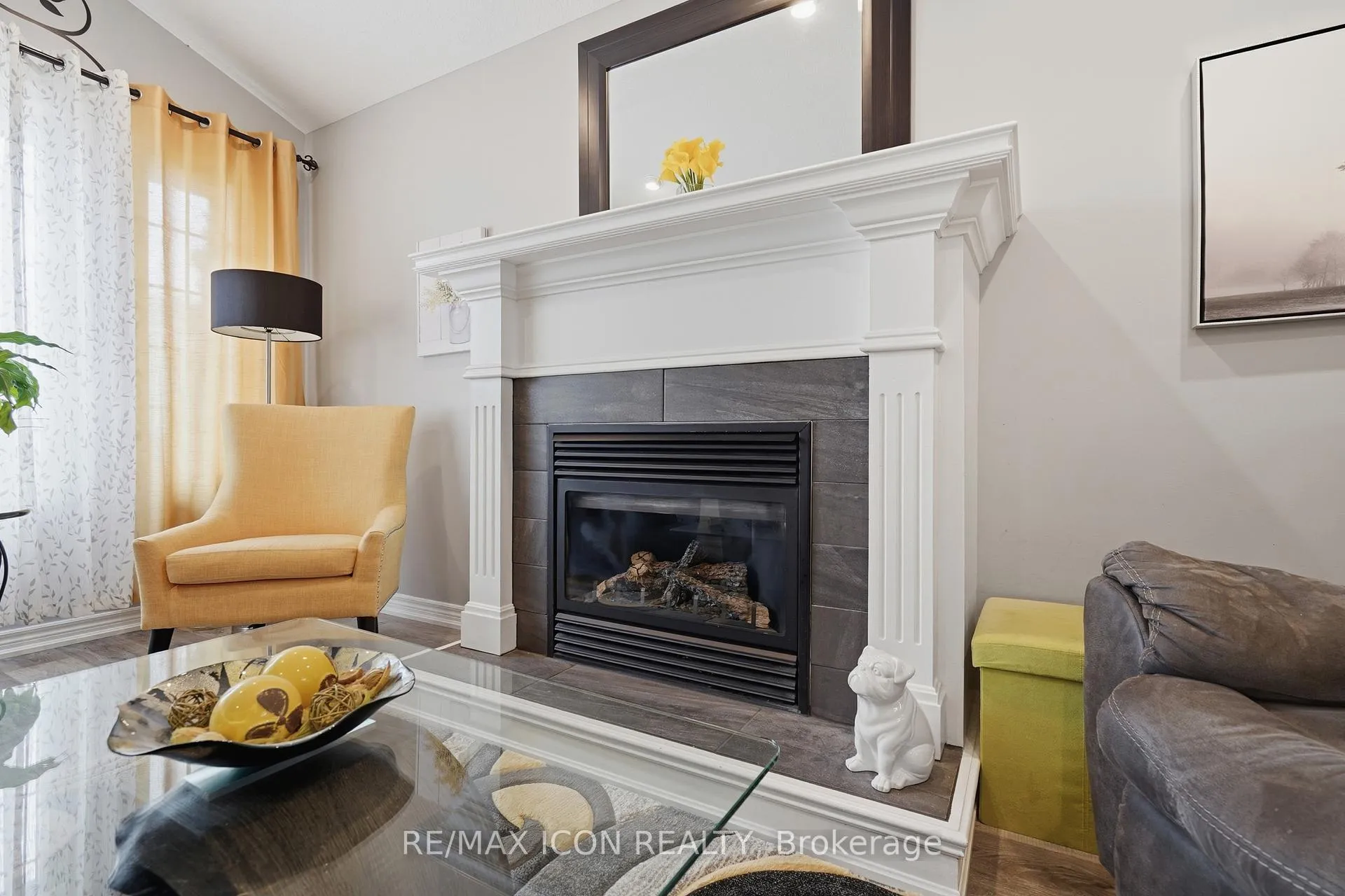 Photo 9 of 53 Augusta Crescent, St. Thomas — HOMEH