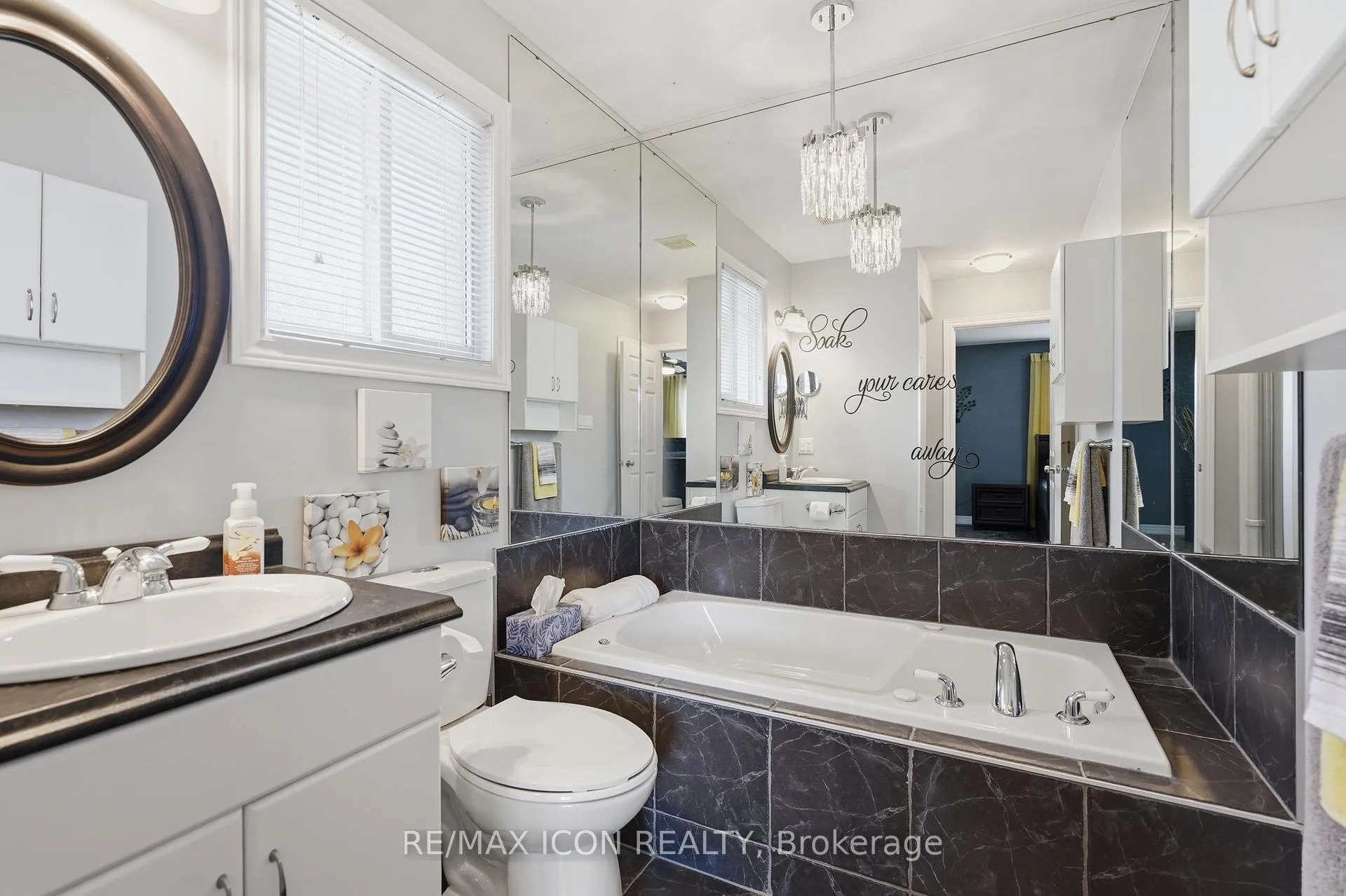 Photo 24 of 53 Augusta Crescent, St. Thomas — HOMEH