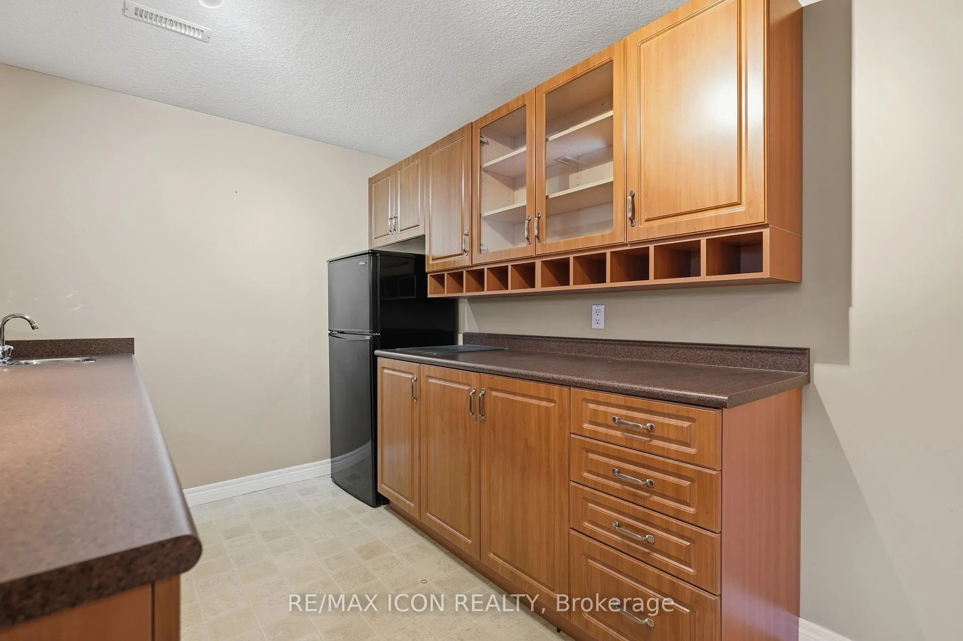 Photo 33 of 53 Augusta Crescent, St. Thomas — HOMEH