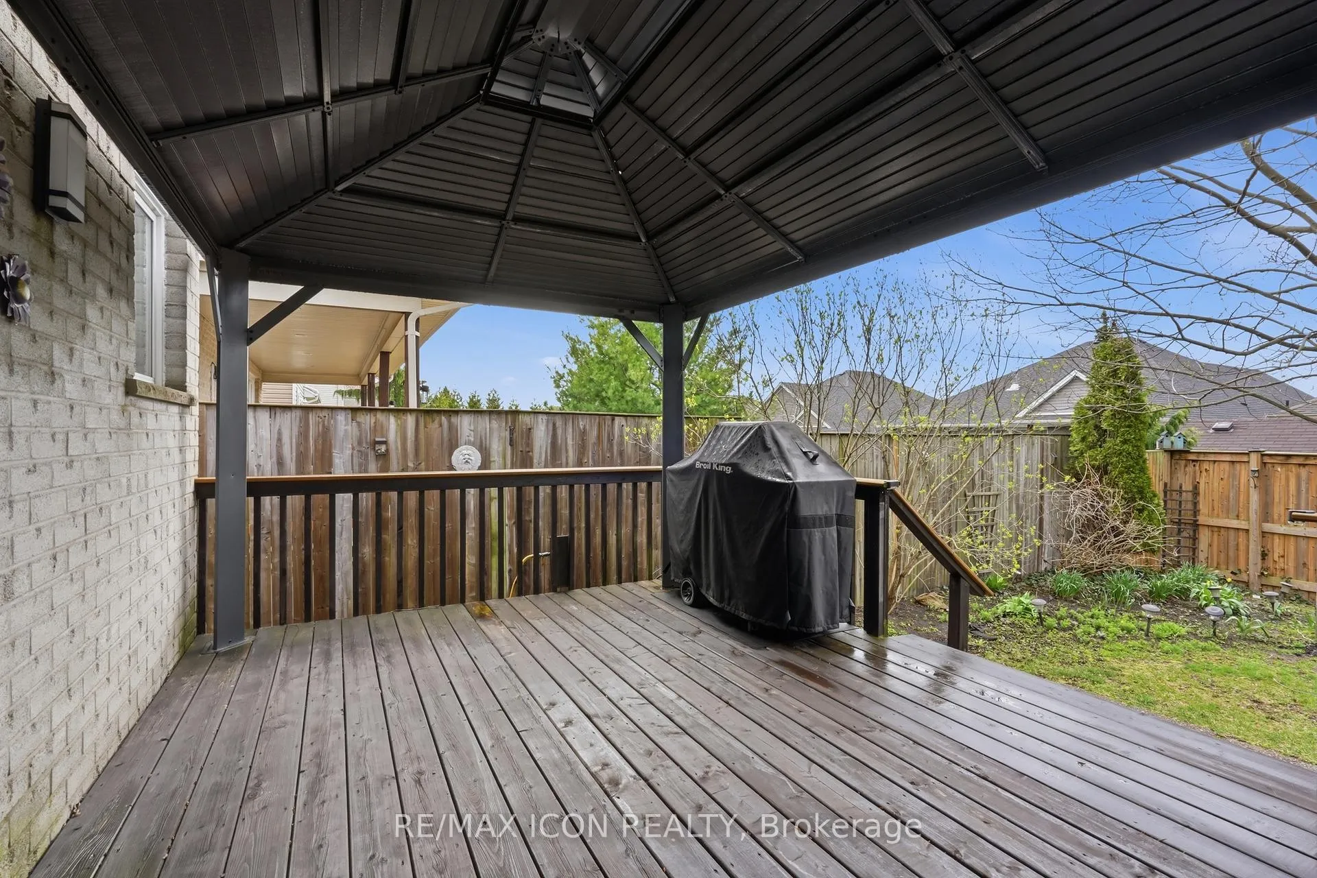 Photo 45 of 53 Augusta Crescent, St. Thomas — HOMEH
