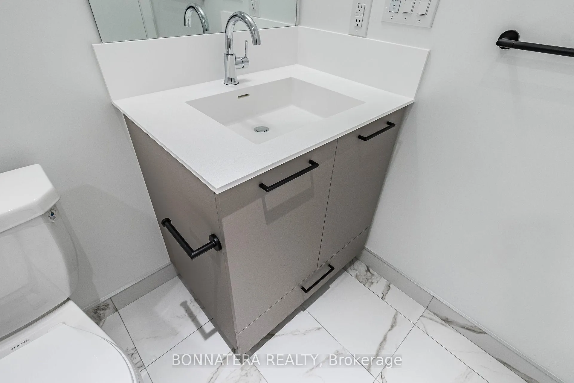 Photo 22 of Unit 414, 10 Lagerfeld Drive, Brampton, Northwest Brampton — HOMEH