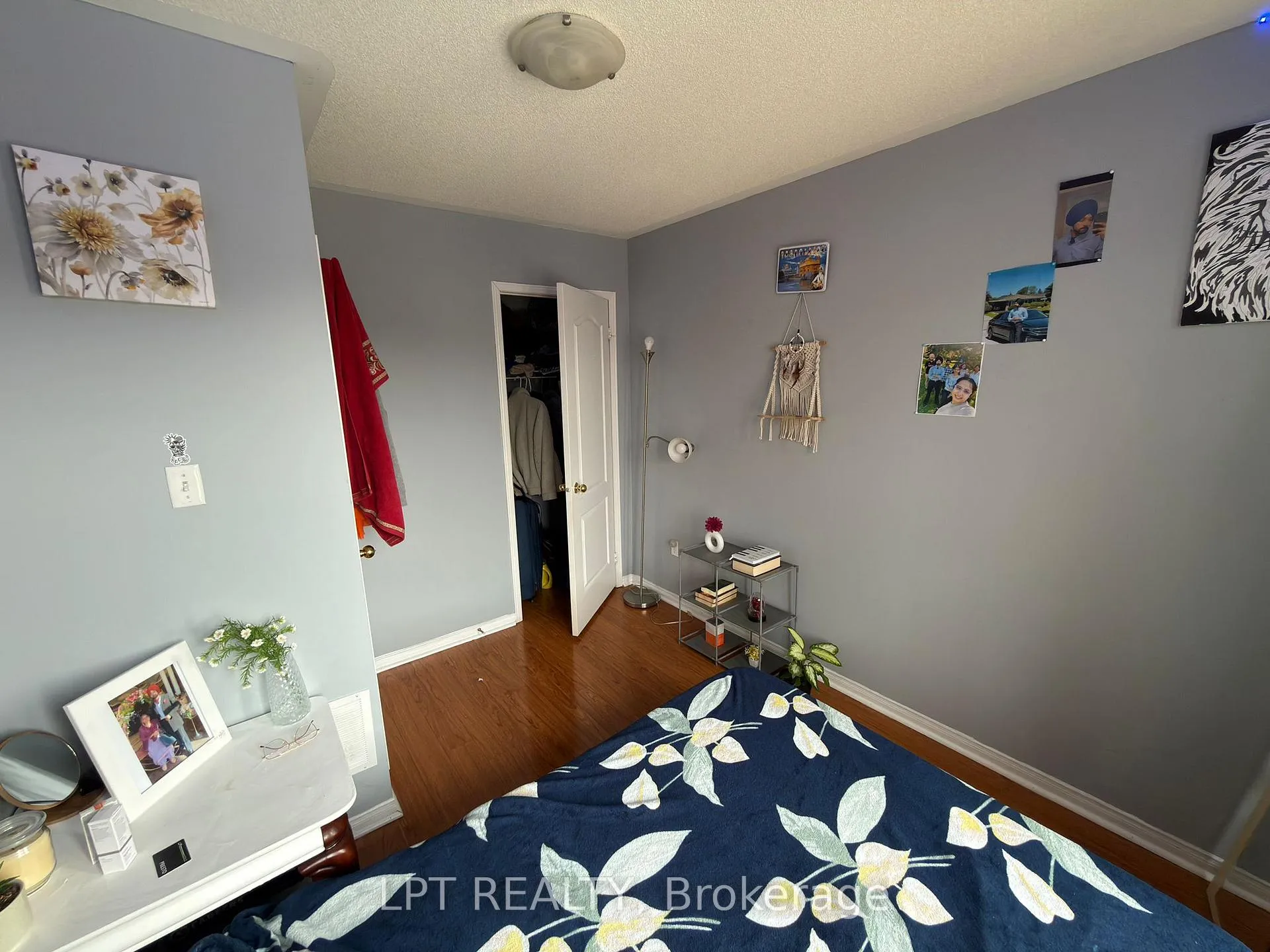Photo 14 of 112 Bushmill Circle, Brampton, Fletcher's Meadow — HOMEH