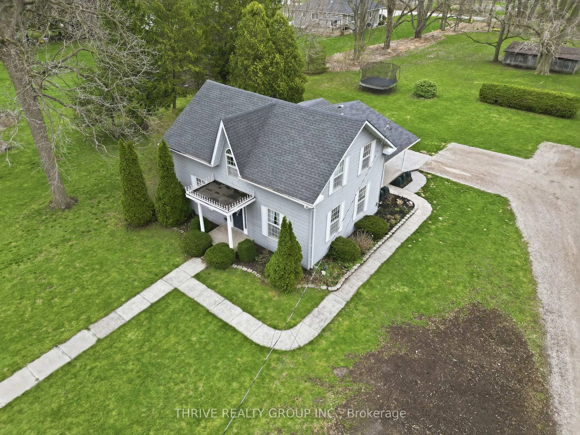 Photo 3 of 160 West Park Drive S, North Middlesex, Parkhill — HOMEH
