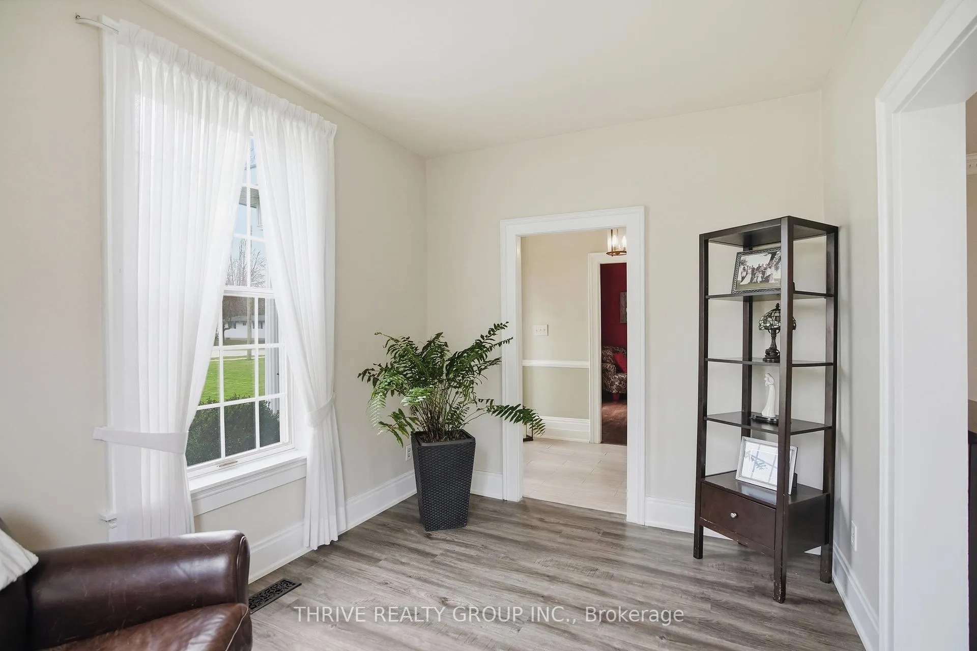 Photo 14 of 160 West Park Drive S, North Middlesex, Parkhill — HOMEH