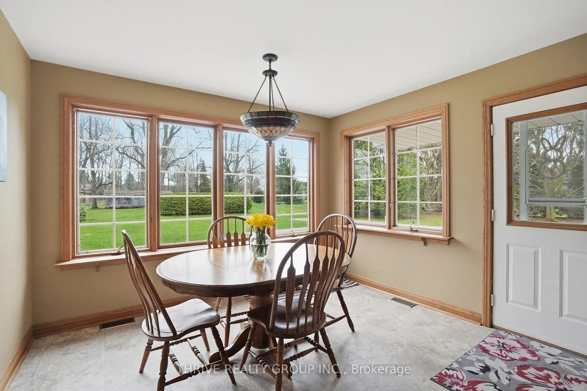Photo 15 of 160 West Park Drive S, North Middlesex, Parkhill — HOMEH