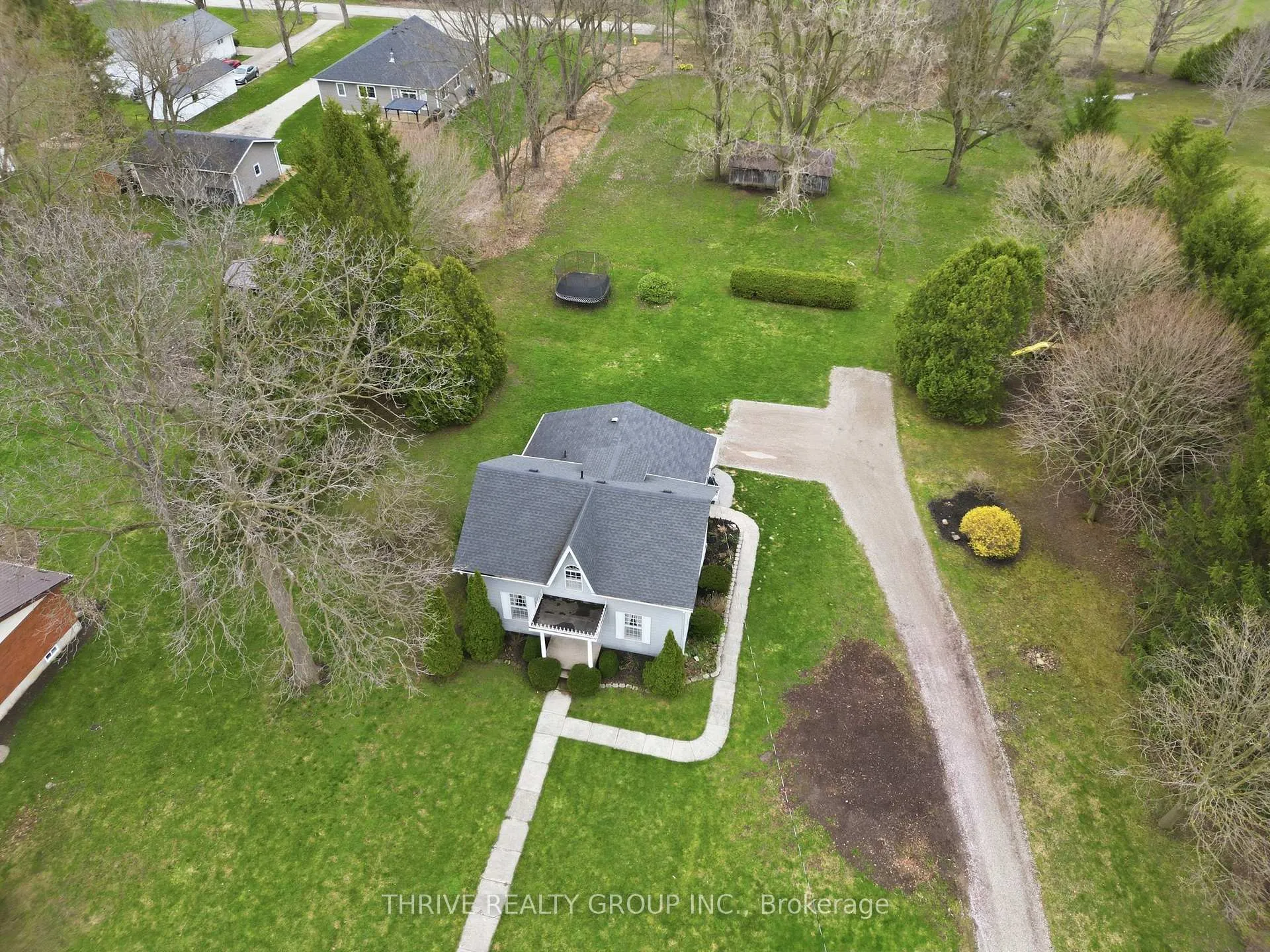 Photo 41 of 160 West Park Drive S, North Middlesex, Parkhill — HOMEH