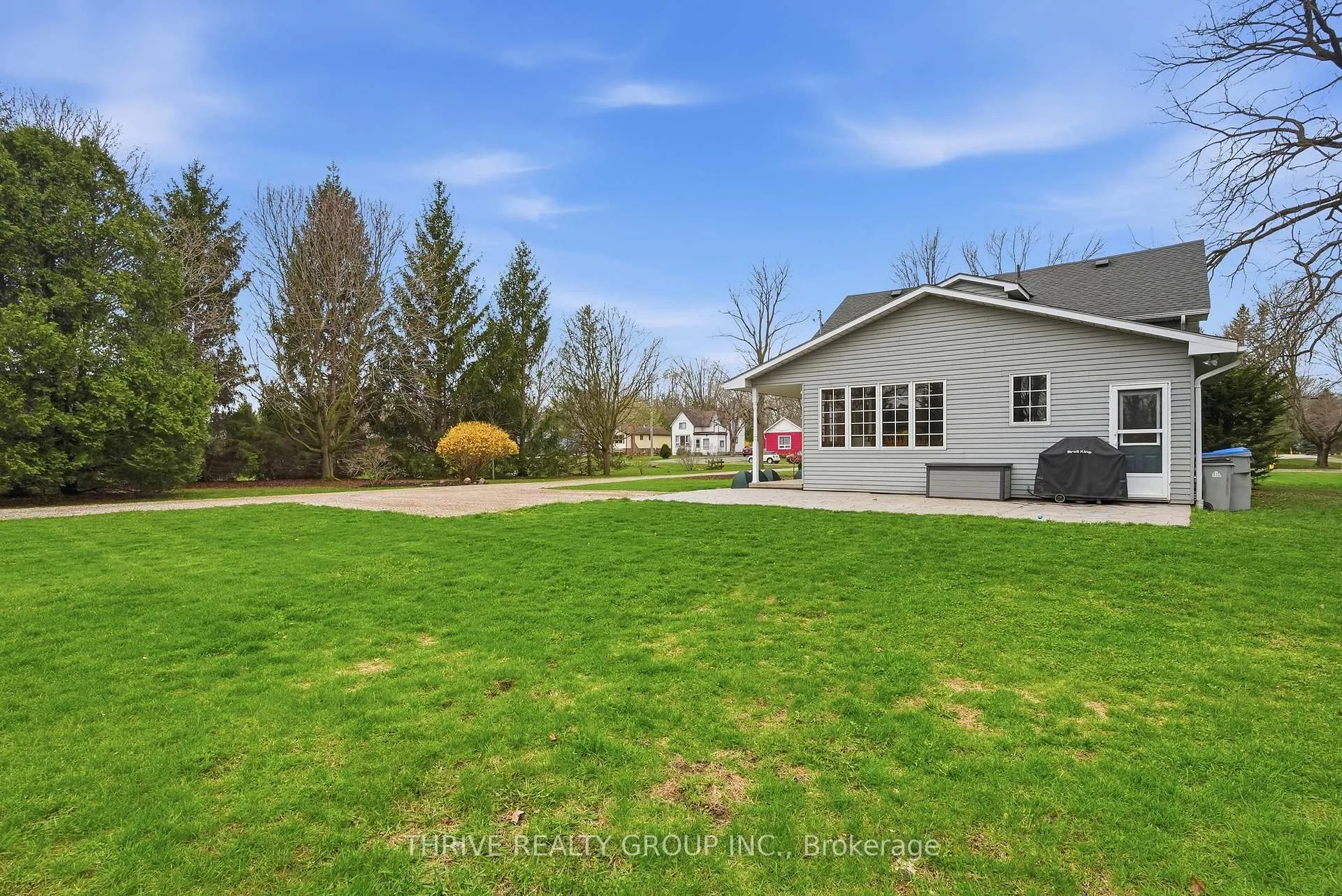 Photo 46 of 160 West Park Drive S, North Middlesex, Parkhill — HOMEH