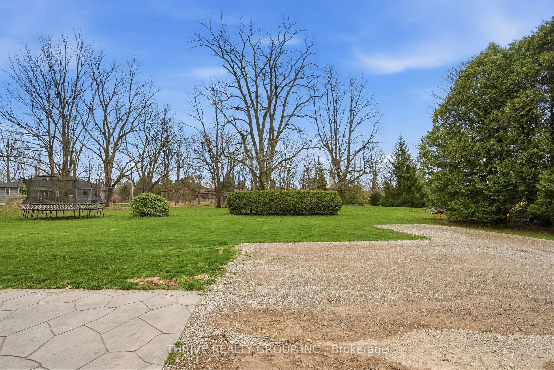 Photo 48 of 160 West Park Drive S, North Middlesex, Parkhill — HOMEH