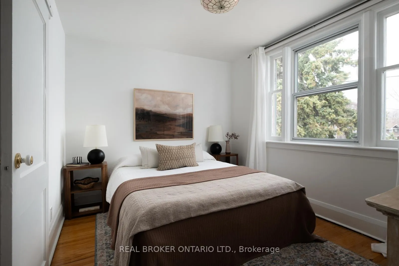 Photo 12 of 256 Monarch Park Avenue, Toronto, Danforth Village-East York — HOMEH