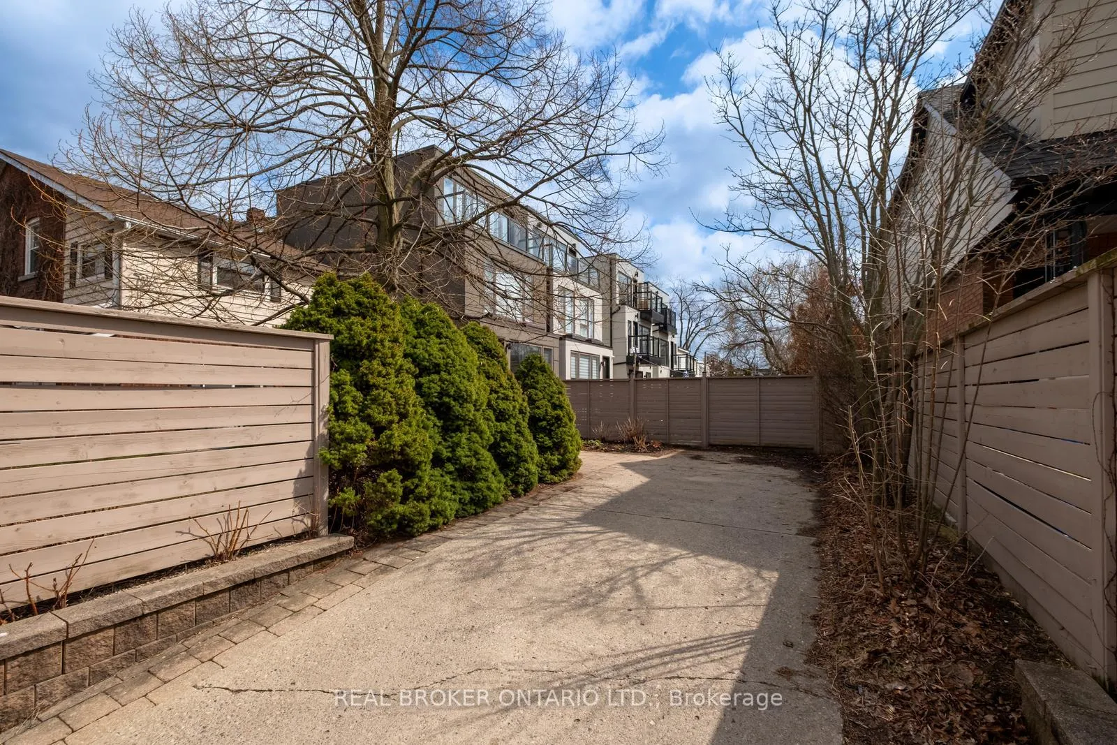 Photo 22 of 256 Monarch Park Avenue, Toronto, Danforth Village-East York — HOMEH