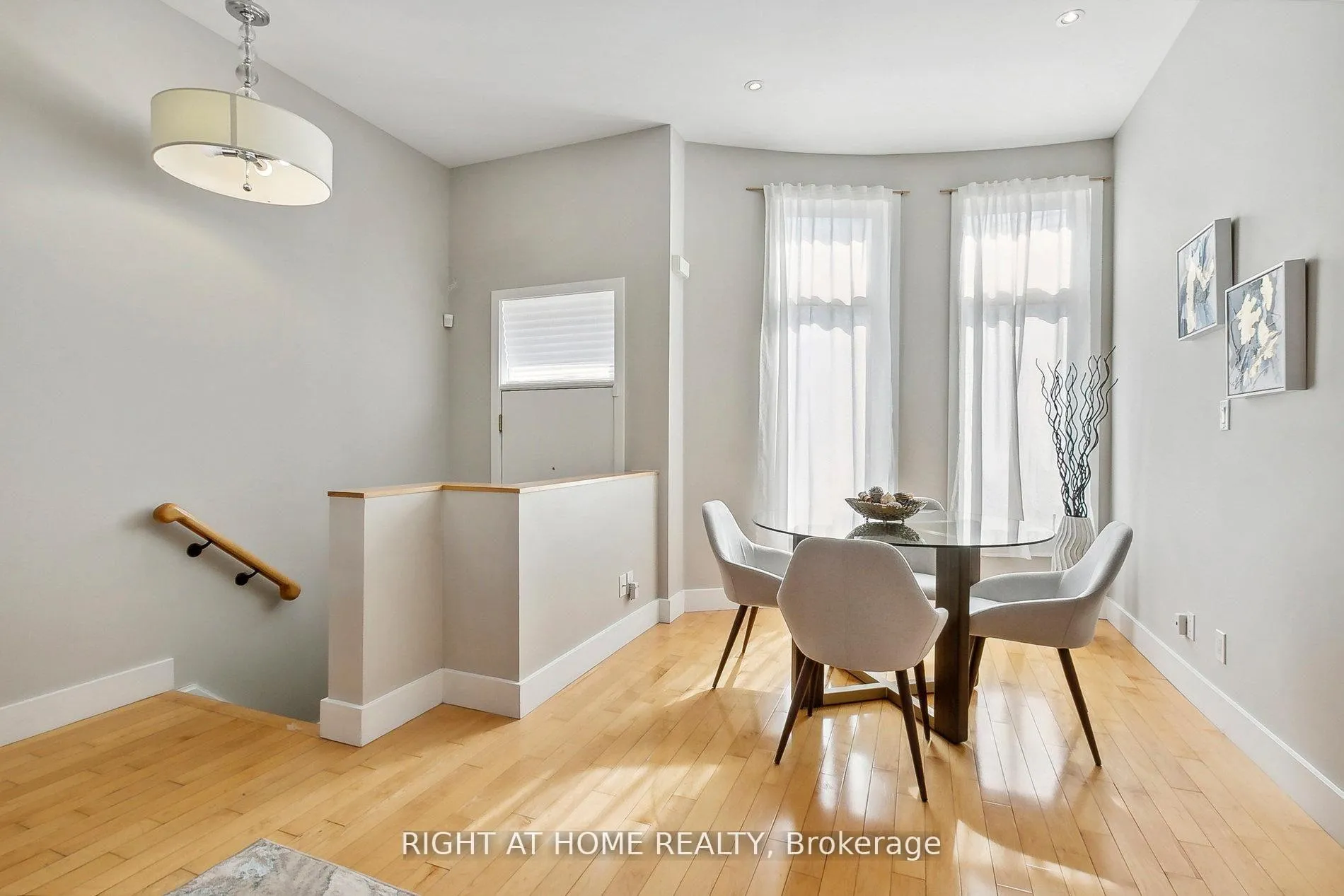 Photo 3 of 488 King Street E, Toronto, Moss Park — HOMEH