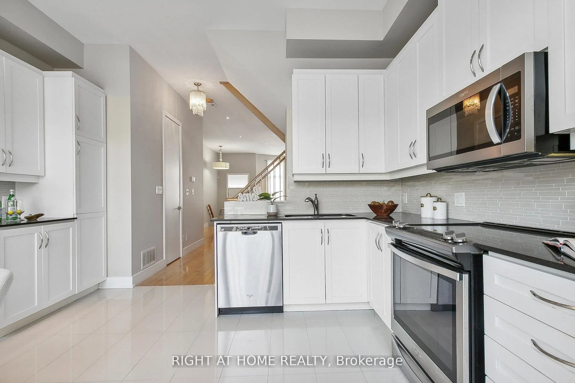 Photo 11 of 488 King Street E, Toronto, Moss Park — HOMEH