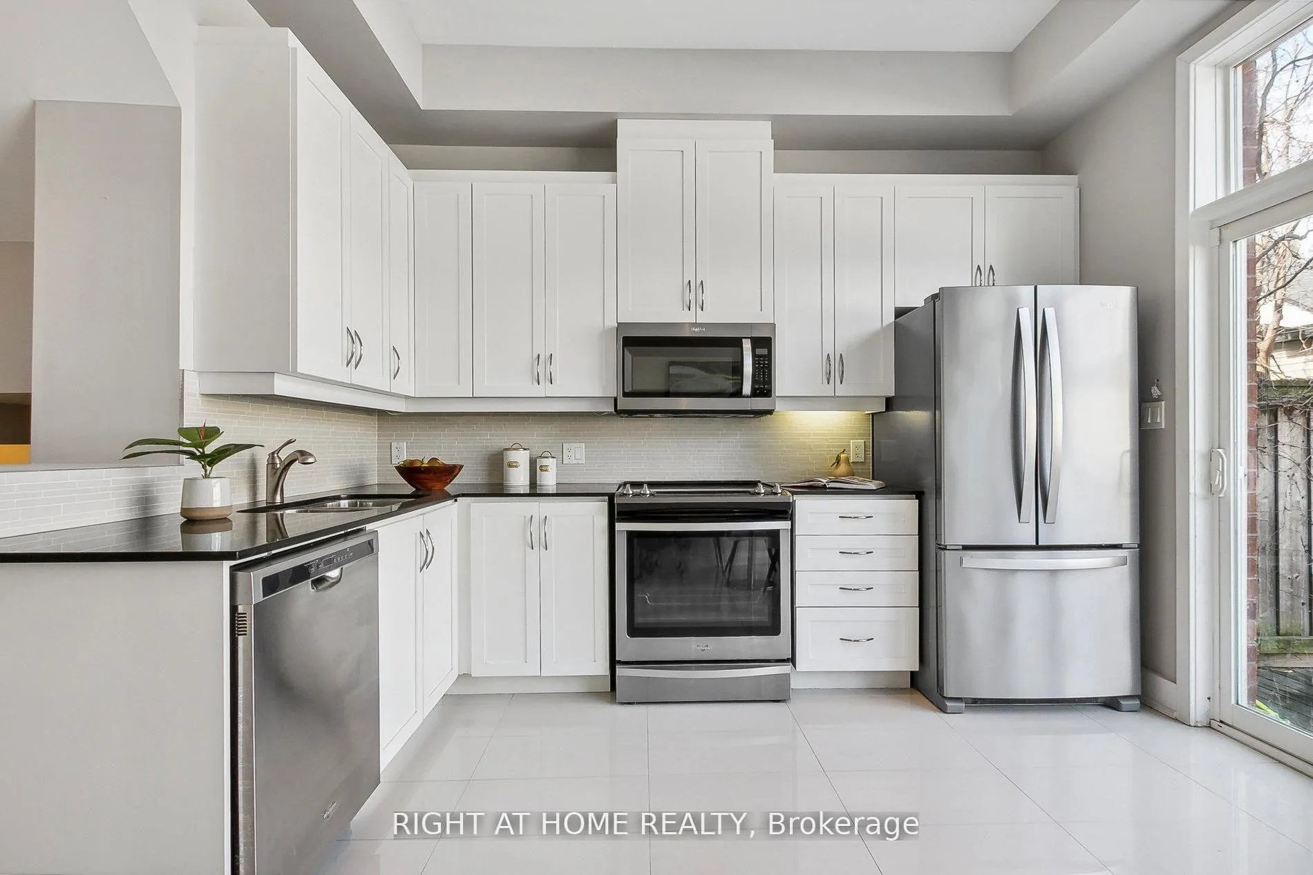 Photo 13 of 488 King Street E, Toronto, Moss Park — HOMEH